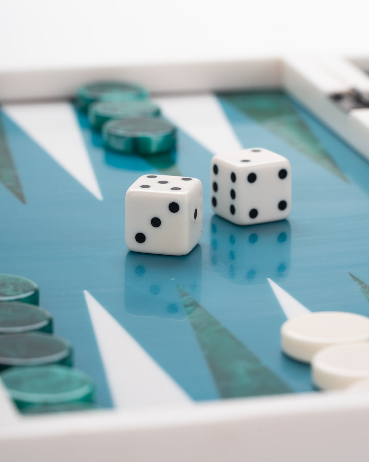 Collector's Cove Turquoise Backgammon Set
