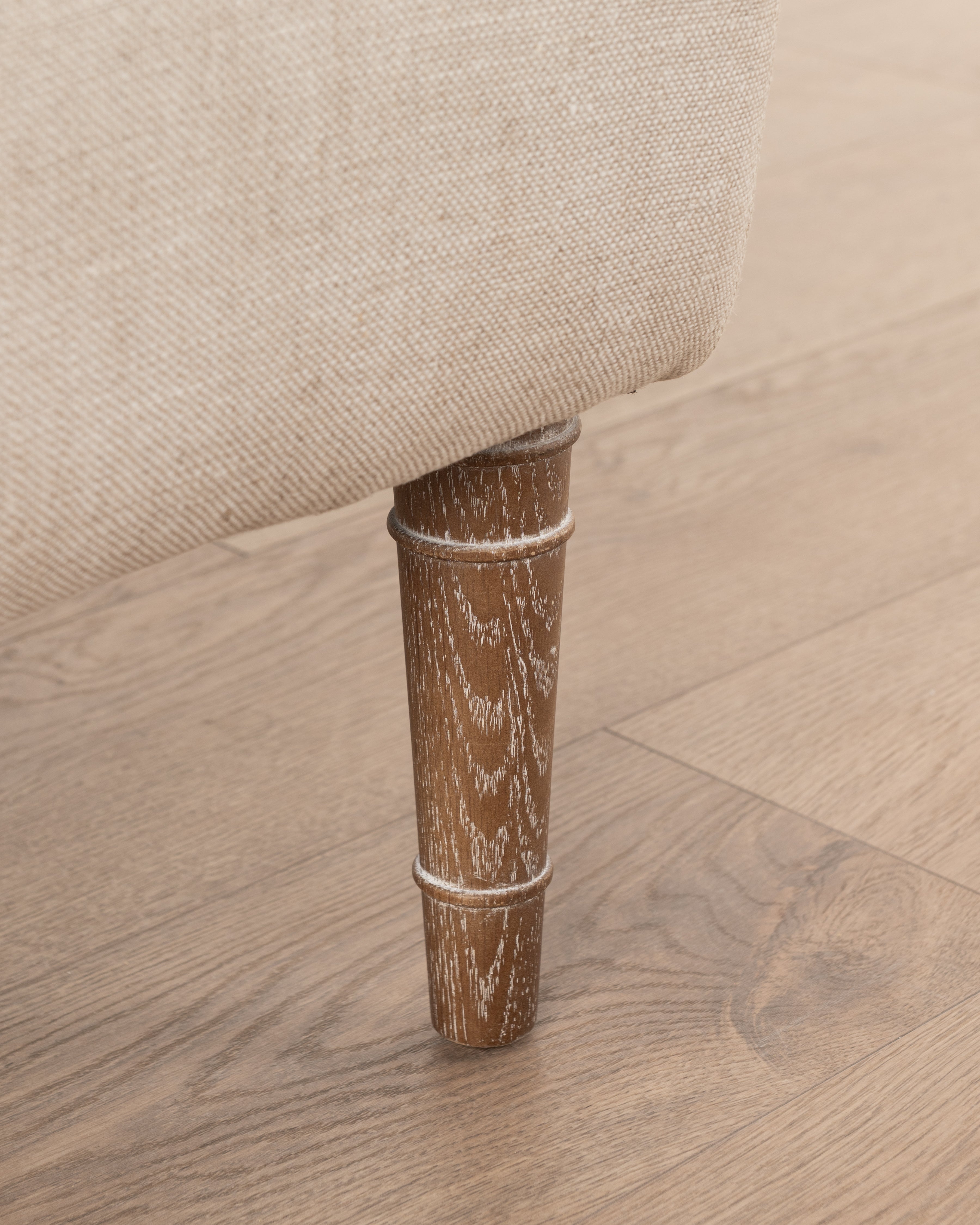 Aimee Lounge Chair