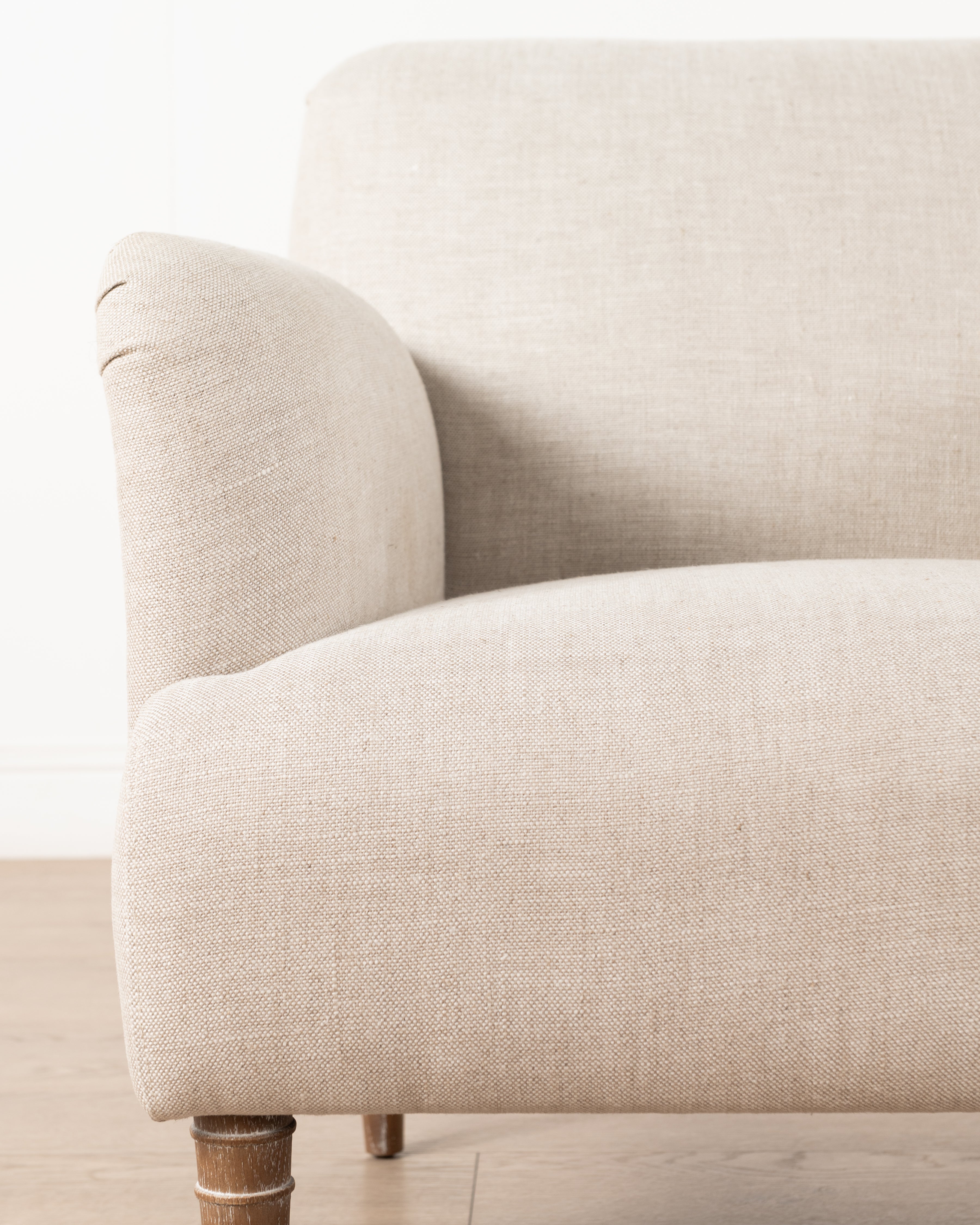 Aimee Lounge Chair