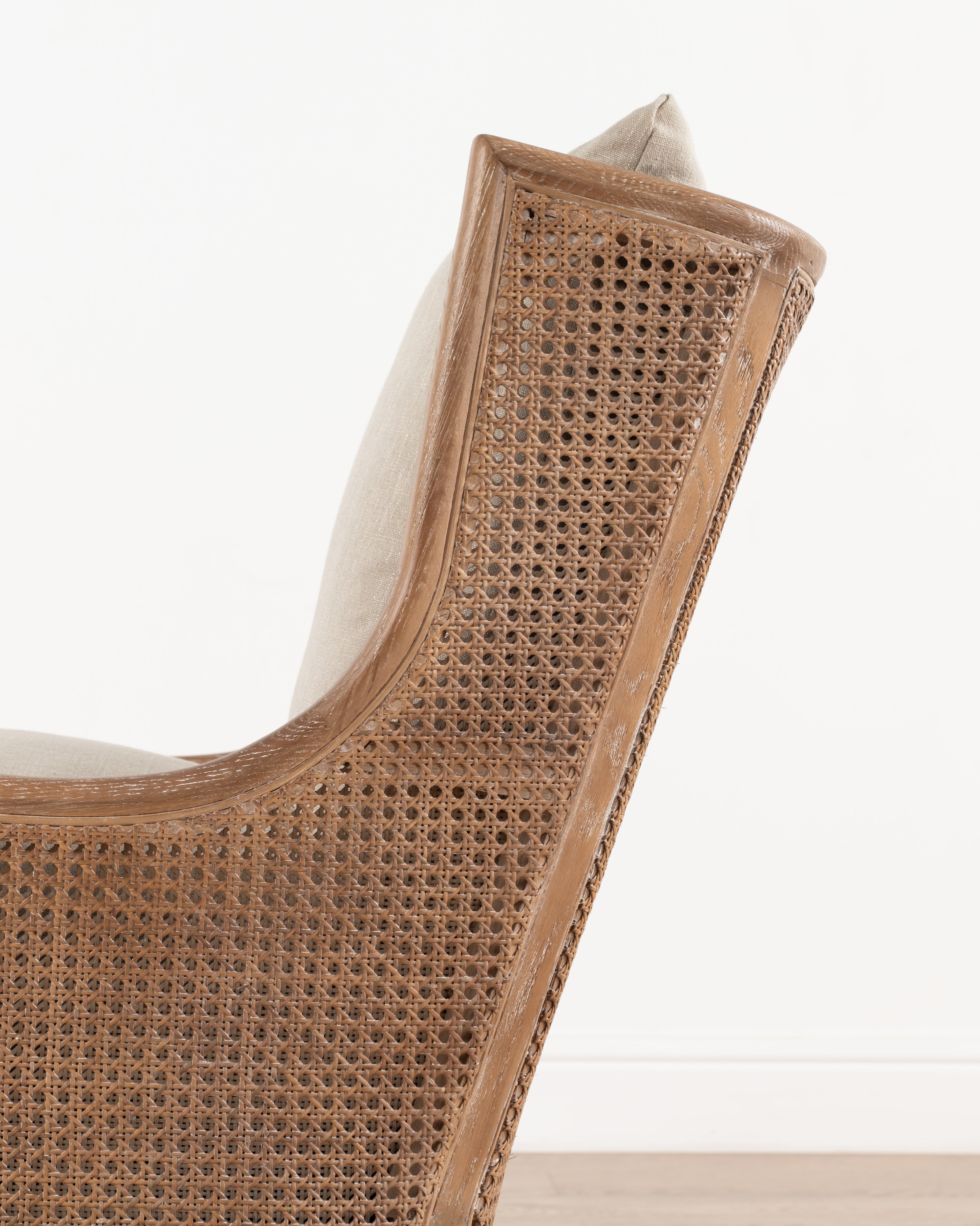 Amelie Wingback | Linen