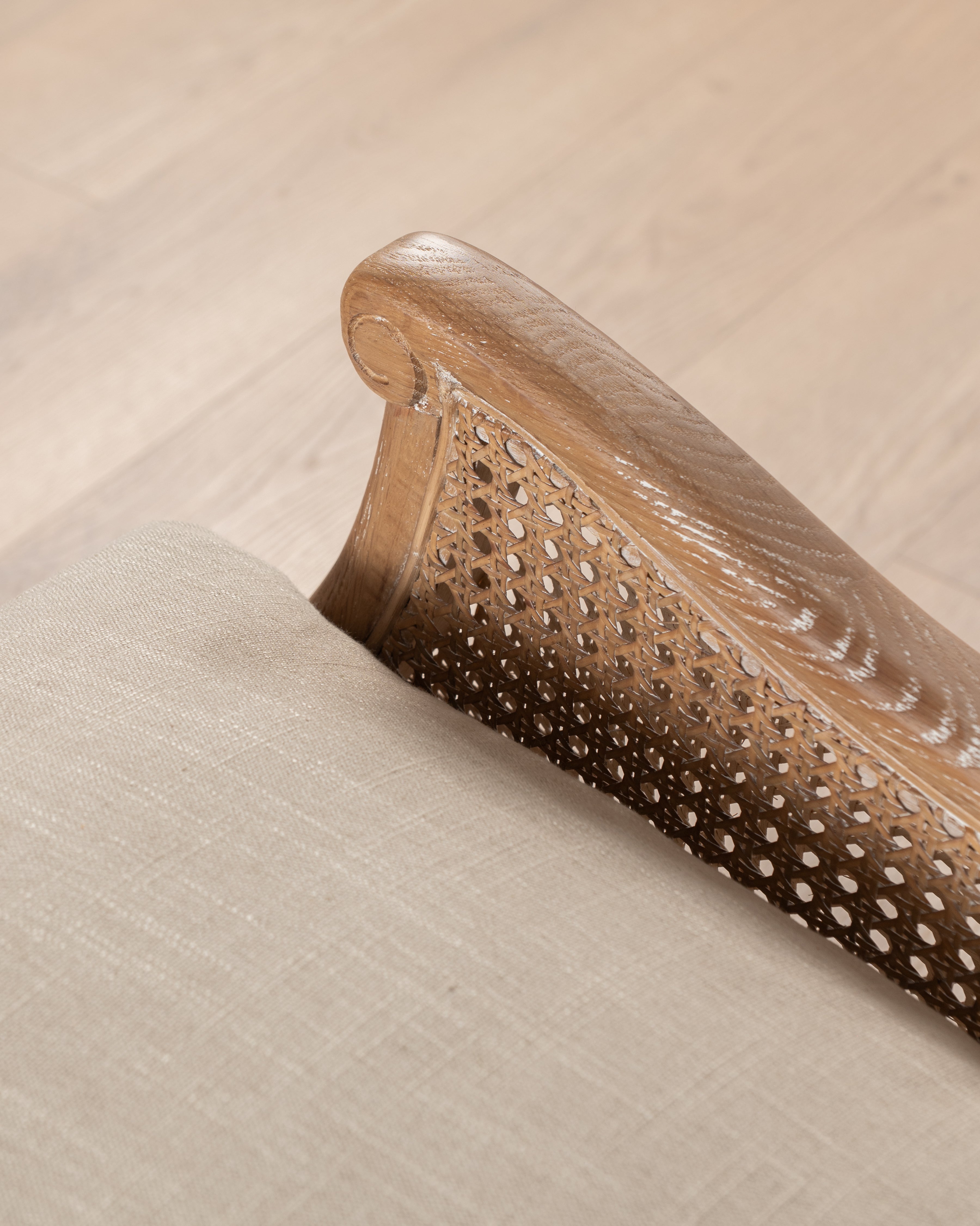 Amelie Wingback | Linen