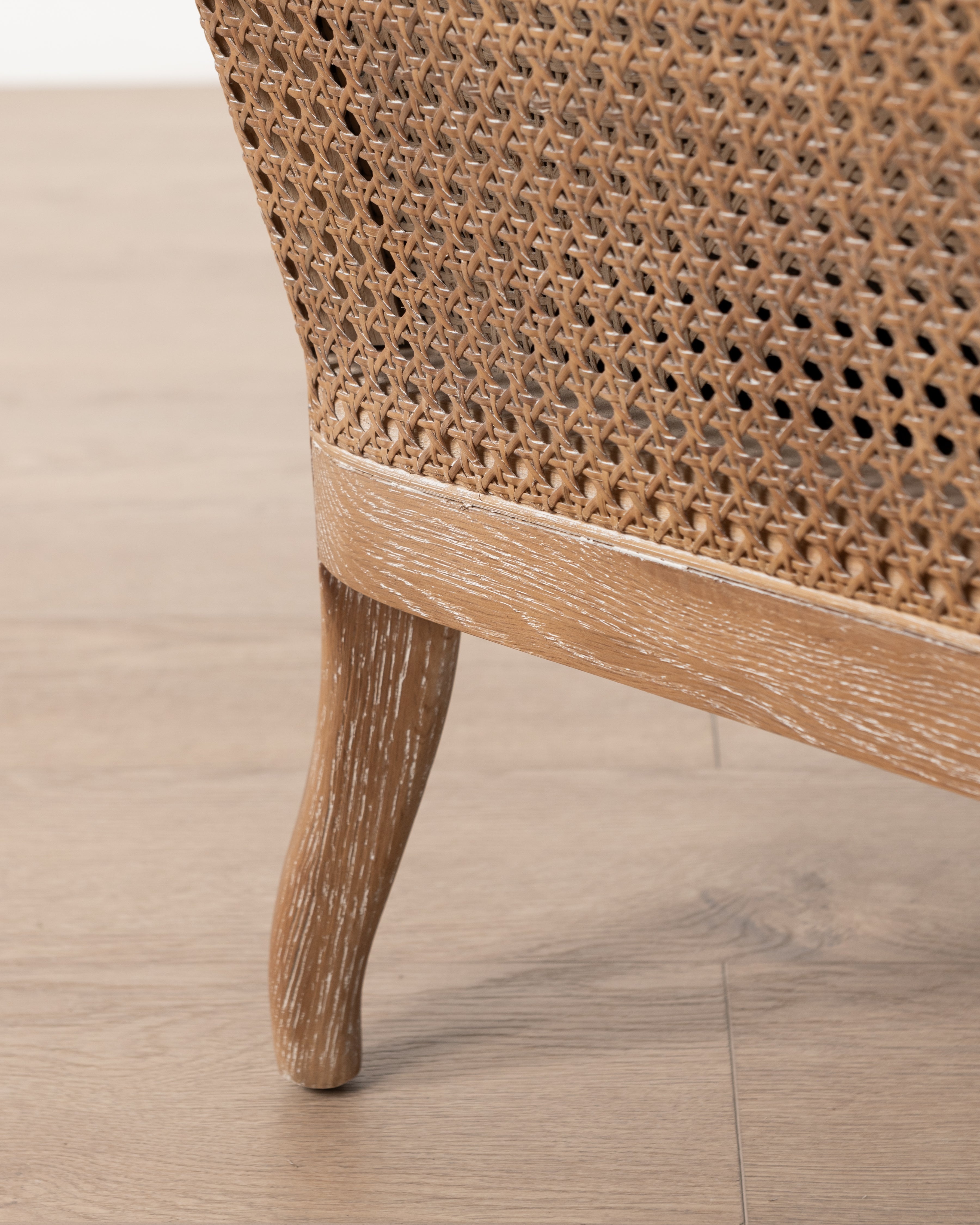 Amelie Wingback | Linen