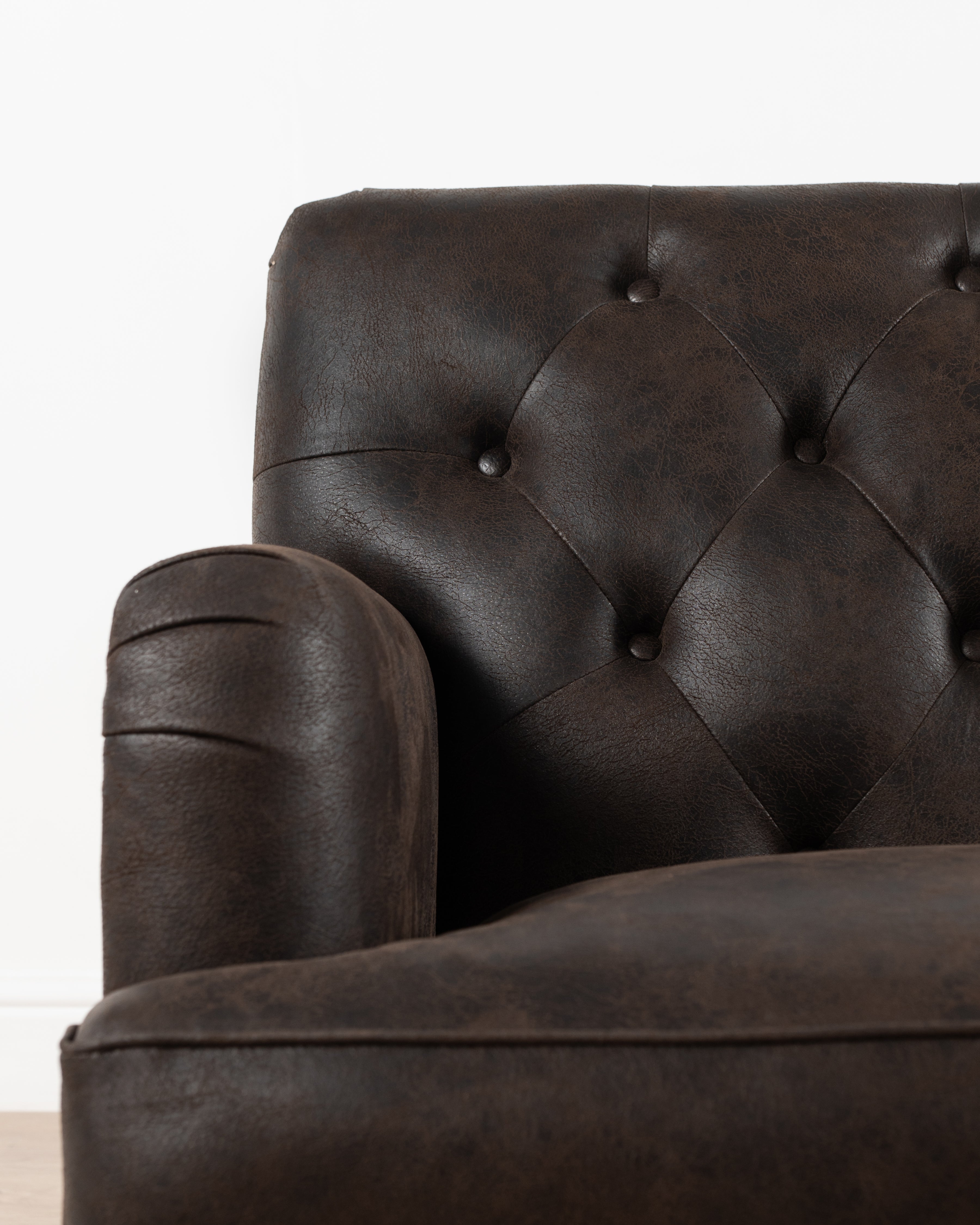 Limited Edition Noble Leather Sofa | 3 Seater