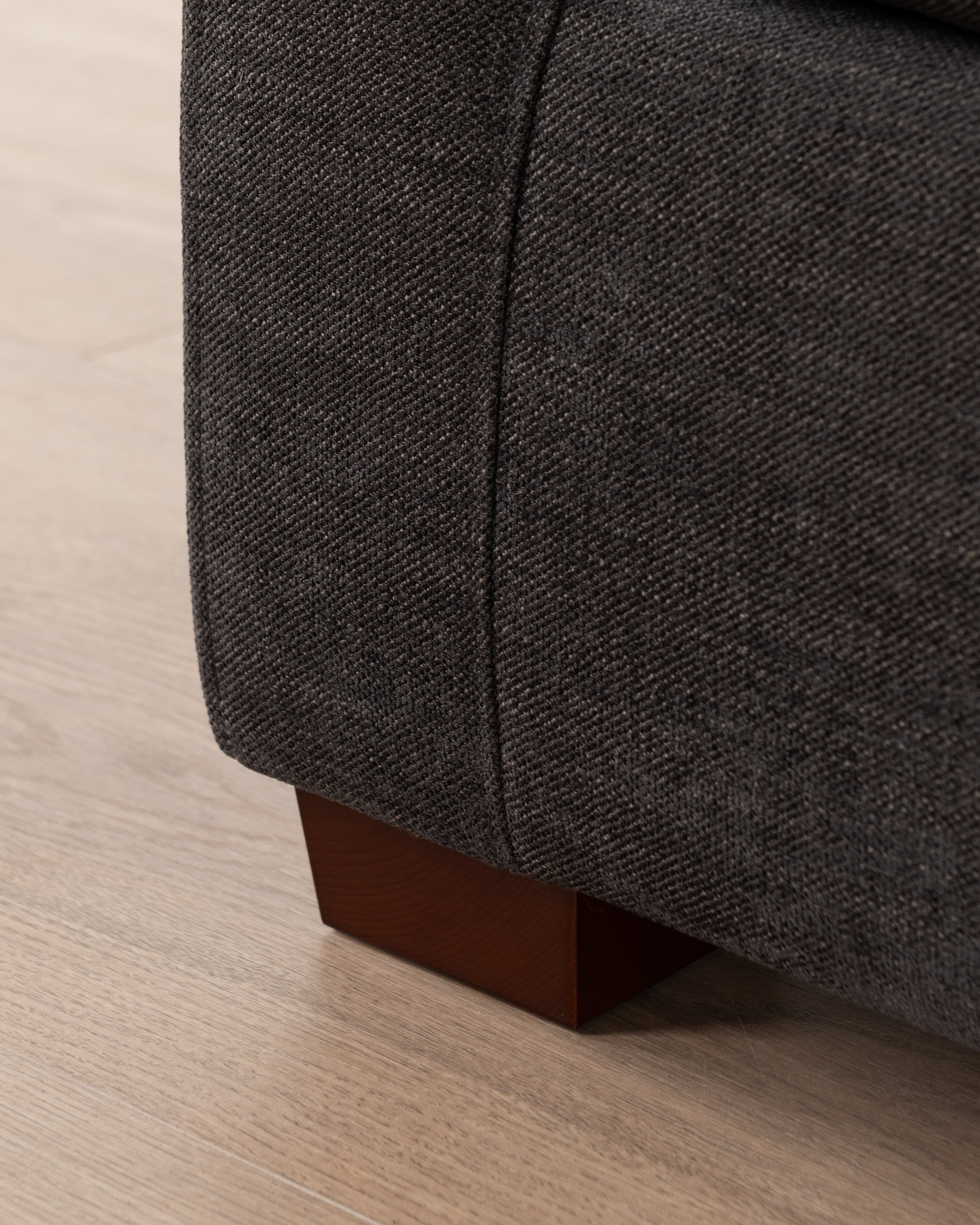 European Armchair | Caviar