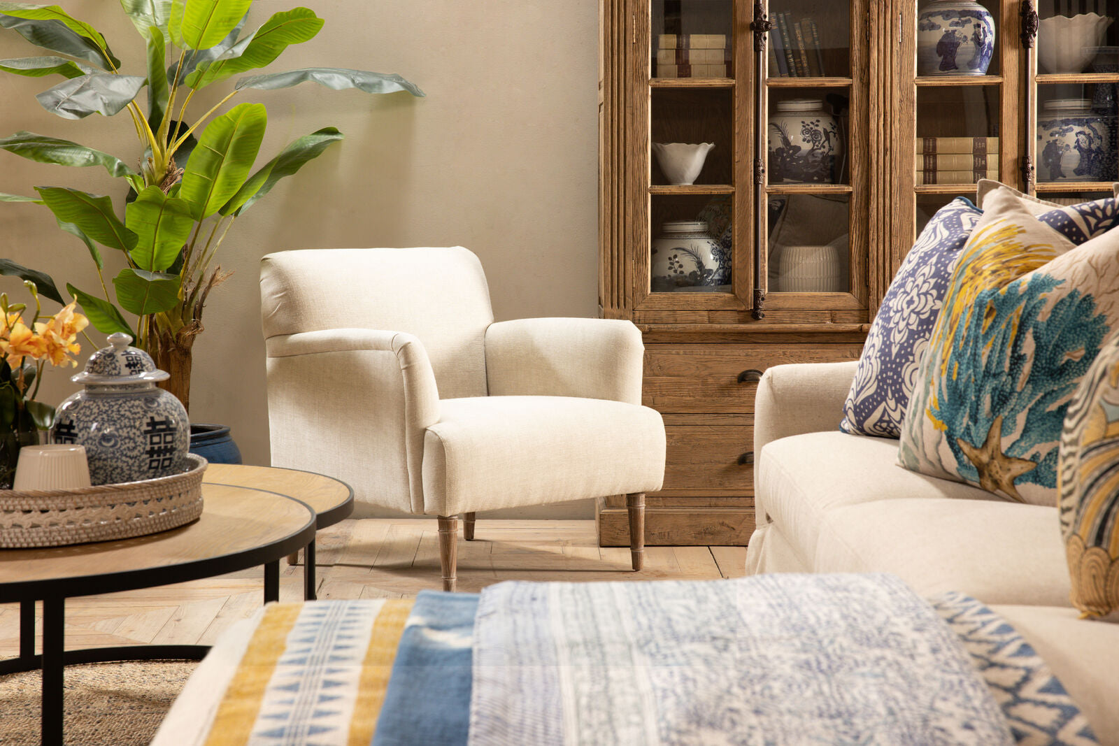 Aimee Lounge Chair