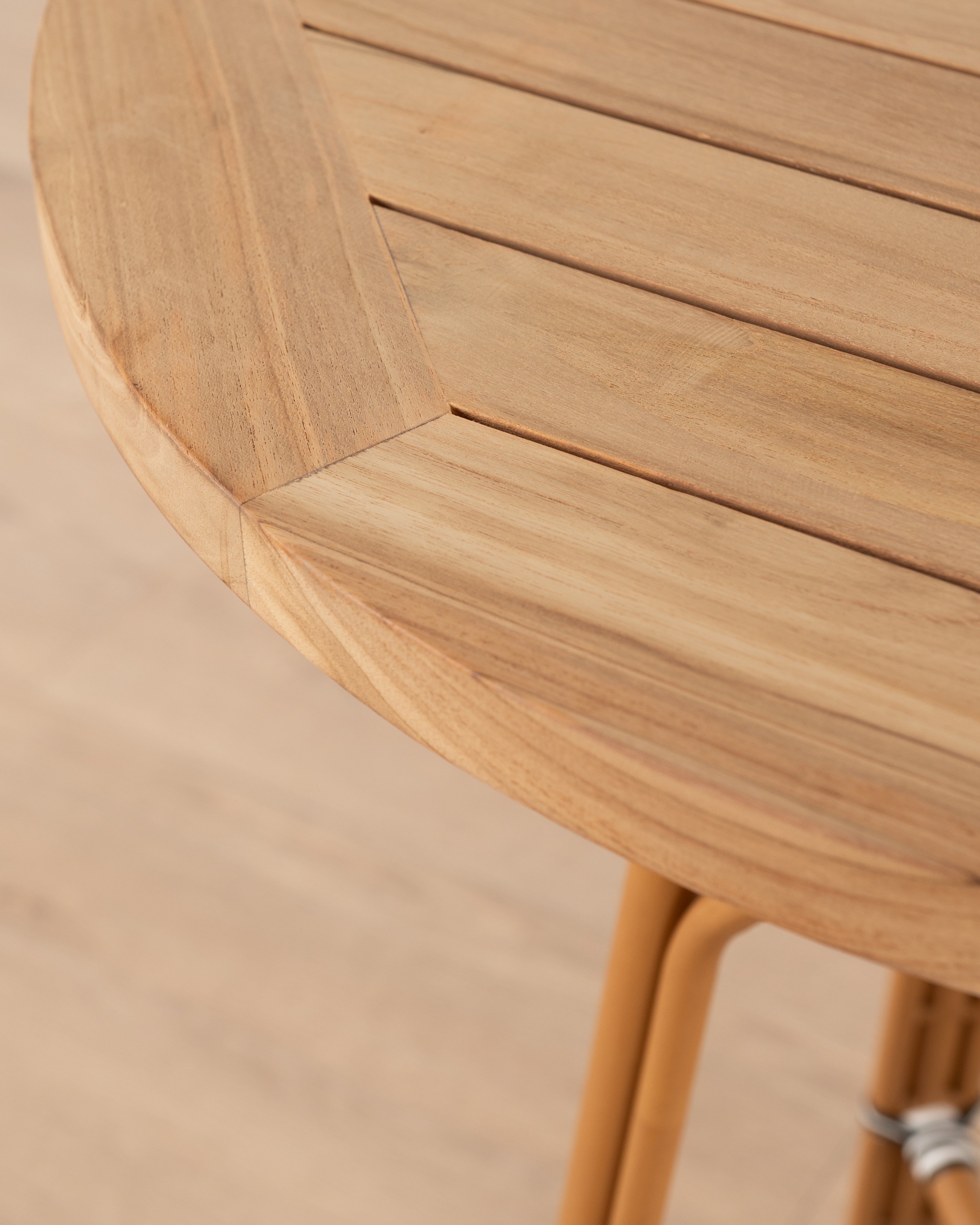 Brioche Bavans Bar Table