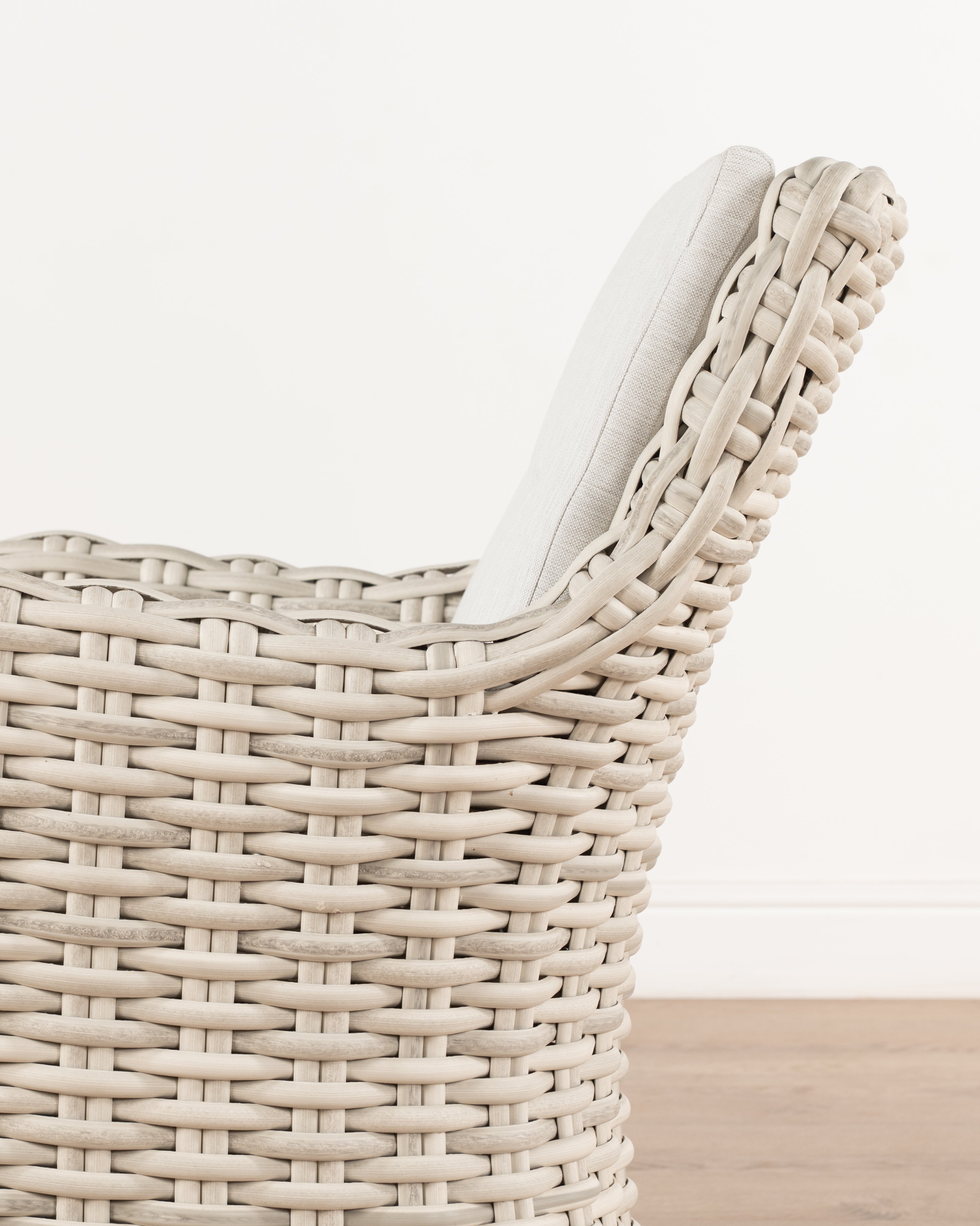 Brassica dining chair