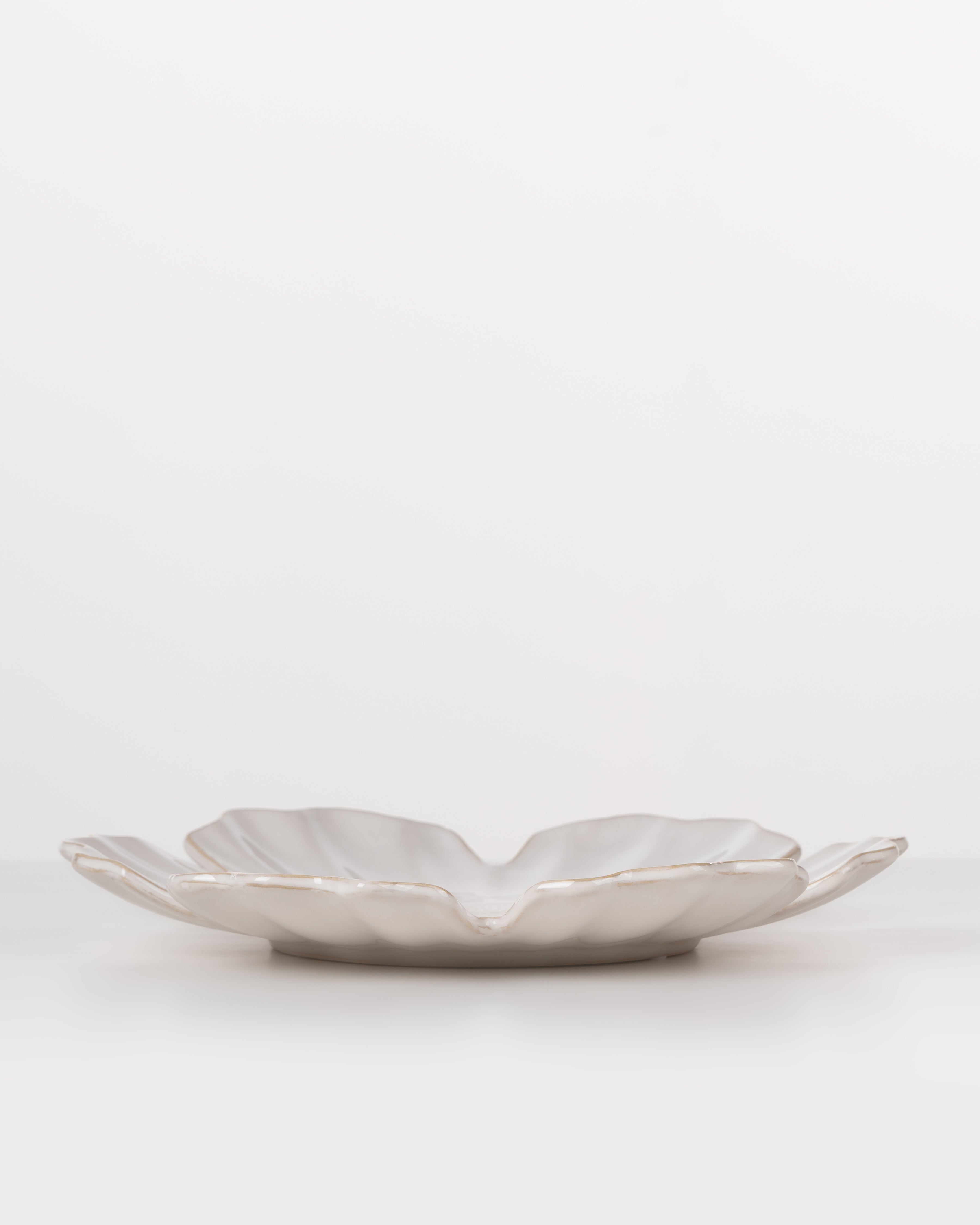 PLATE CERAMIC DAISY WHT SML
