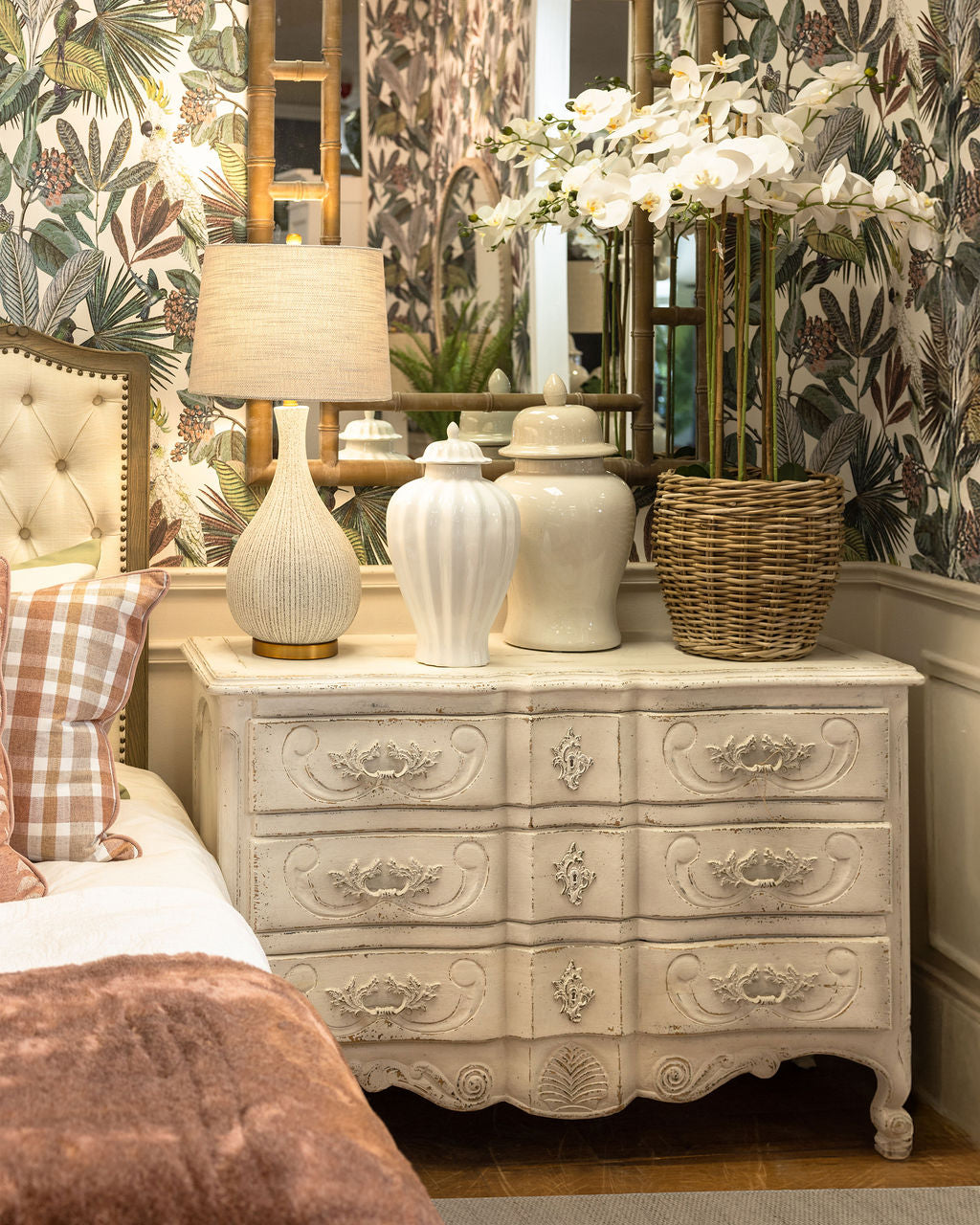 Guirlande Chest Of Drawers