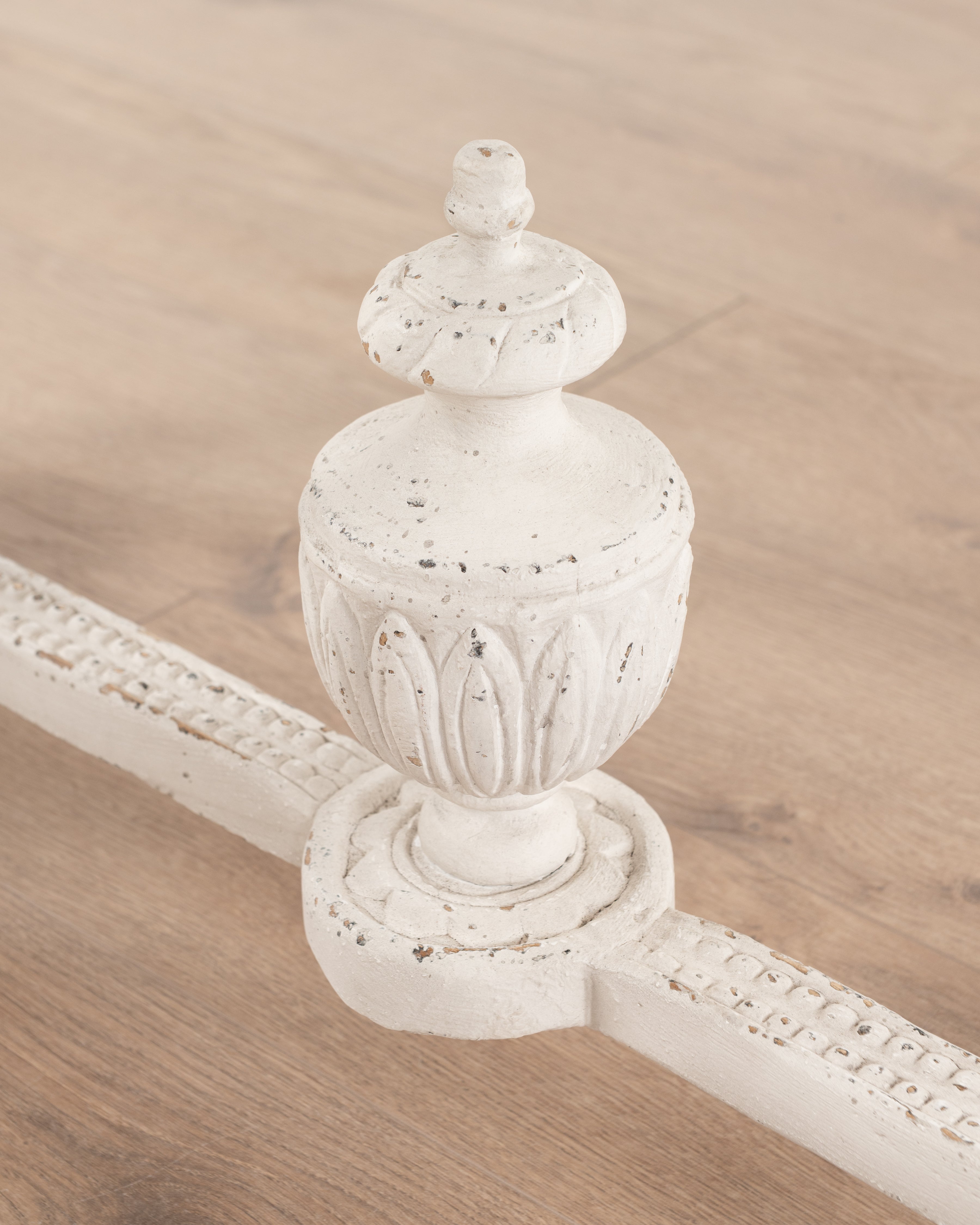 Amarilla Console Table | White