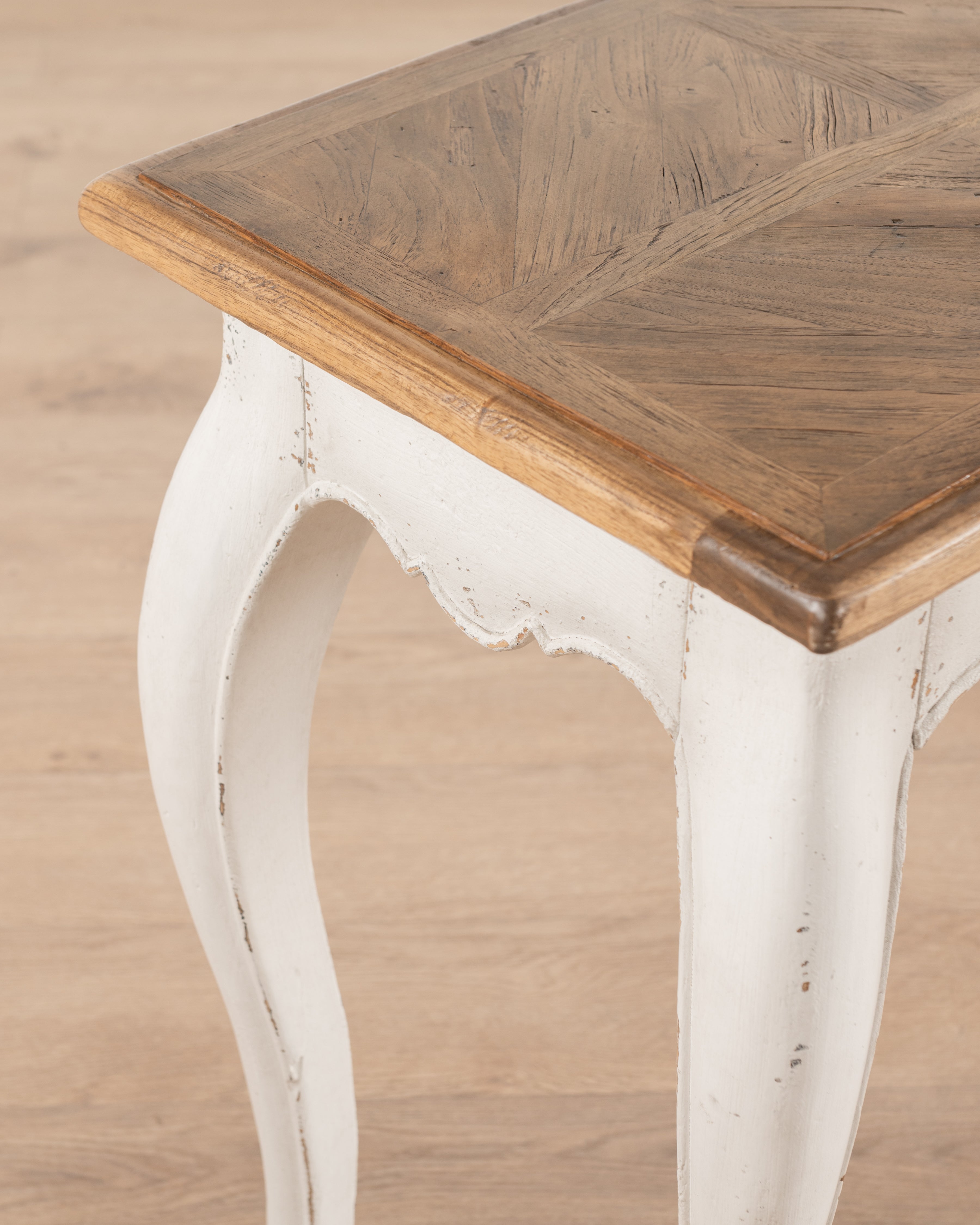 Gibiier Console | White