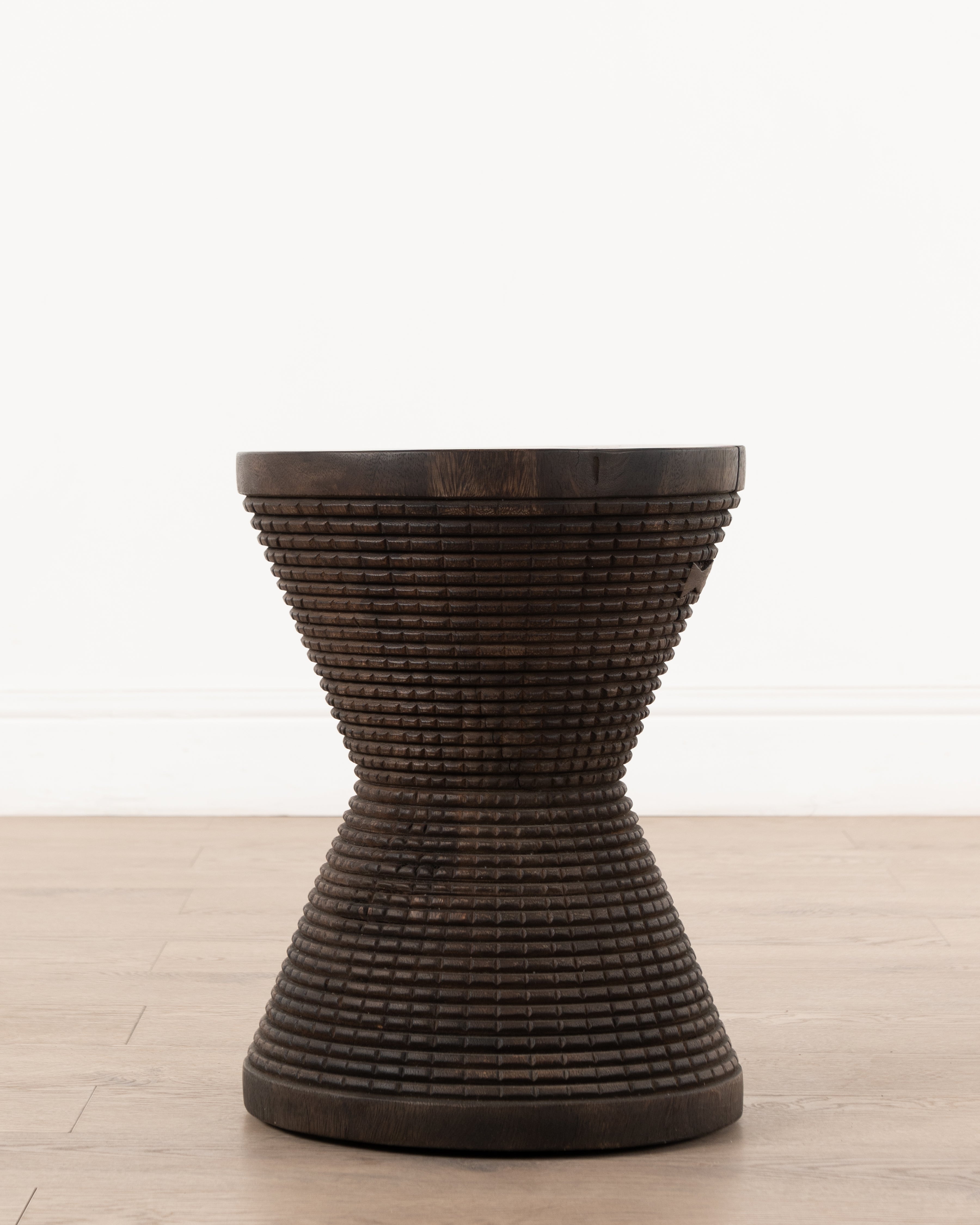 Guilloche Diabolo Stool