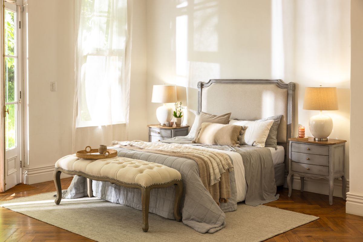 Louis Headboard | Queen