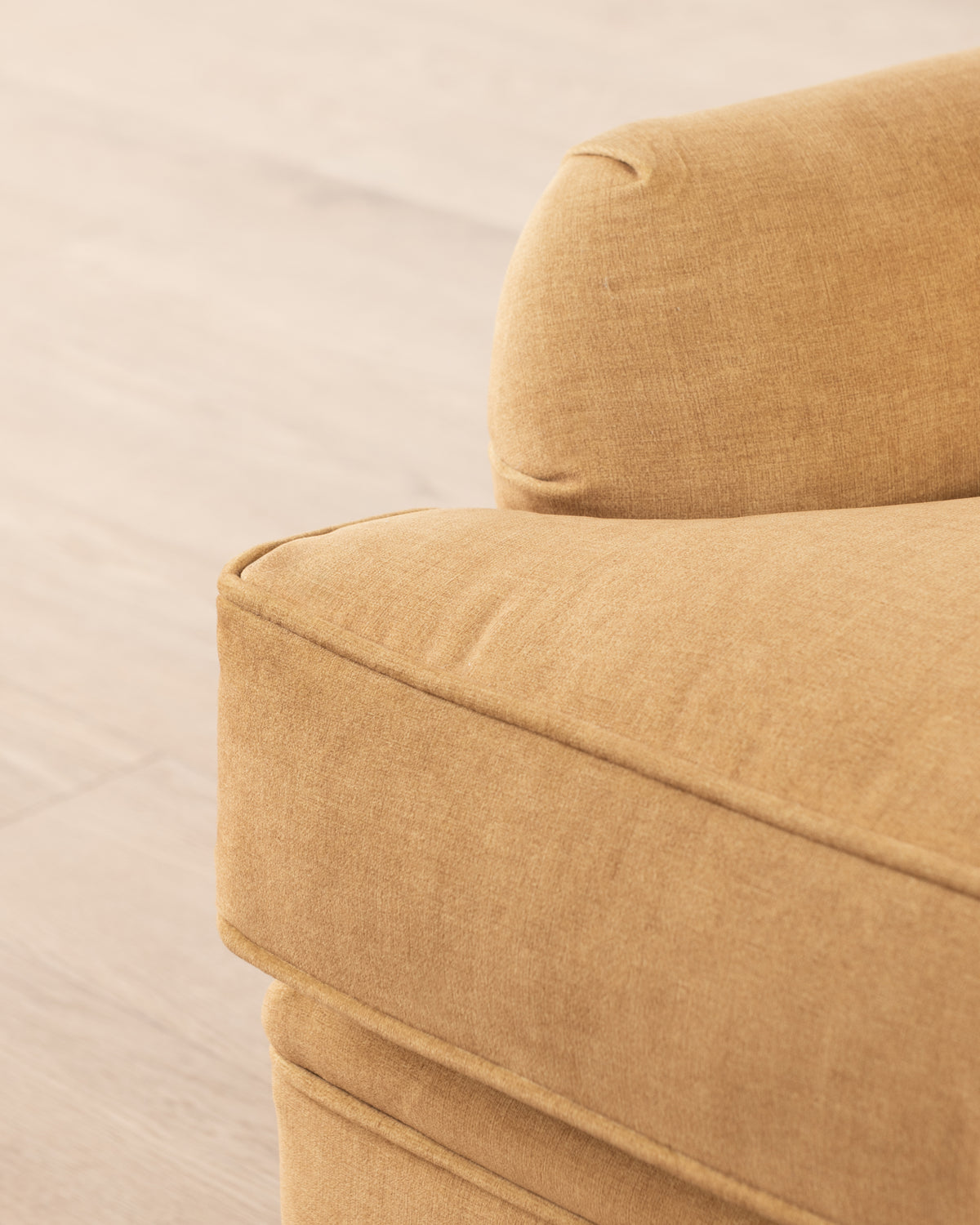 Chelsea Chair | Amber
