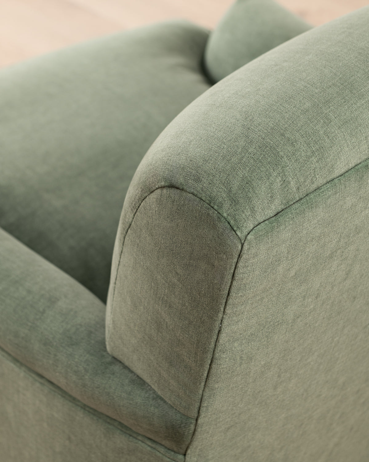 Chelsea Chair | Bottle