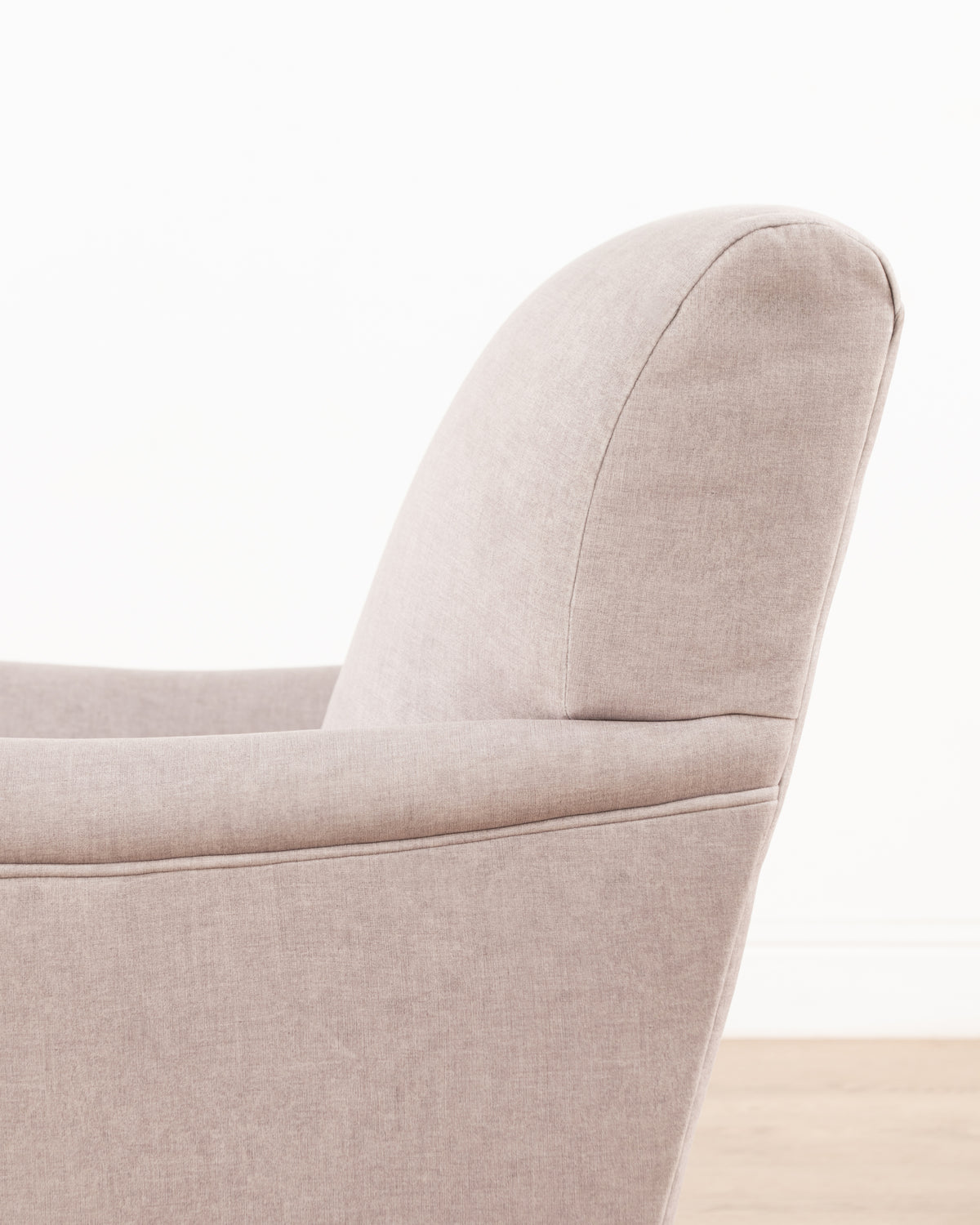 Chelsea Chair | Griffen