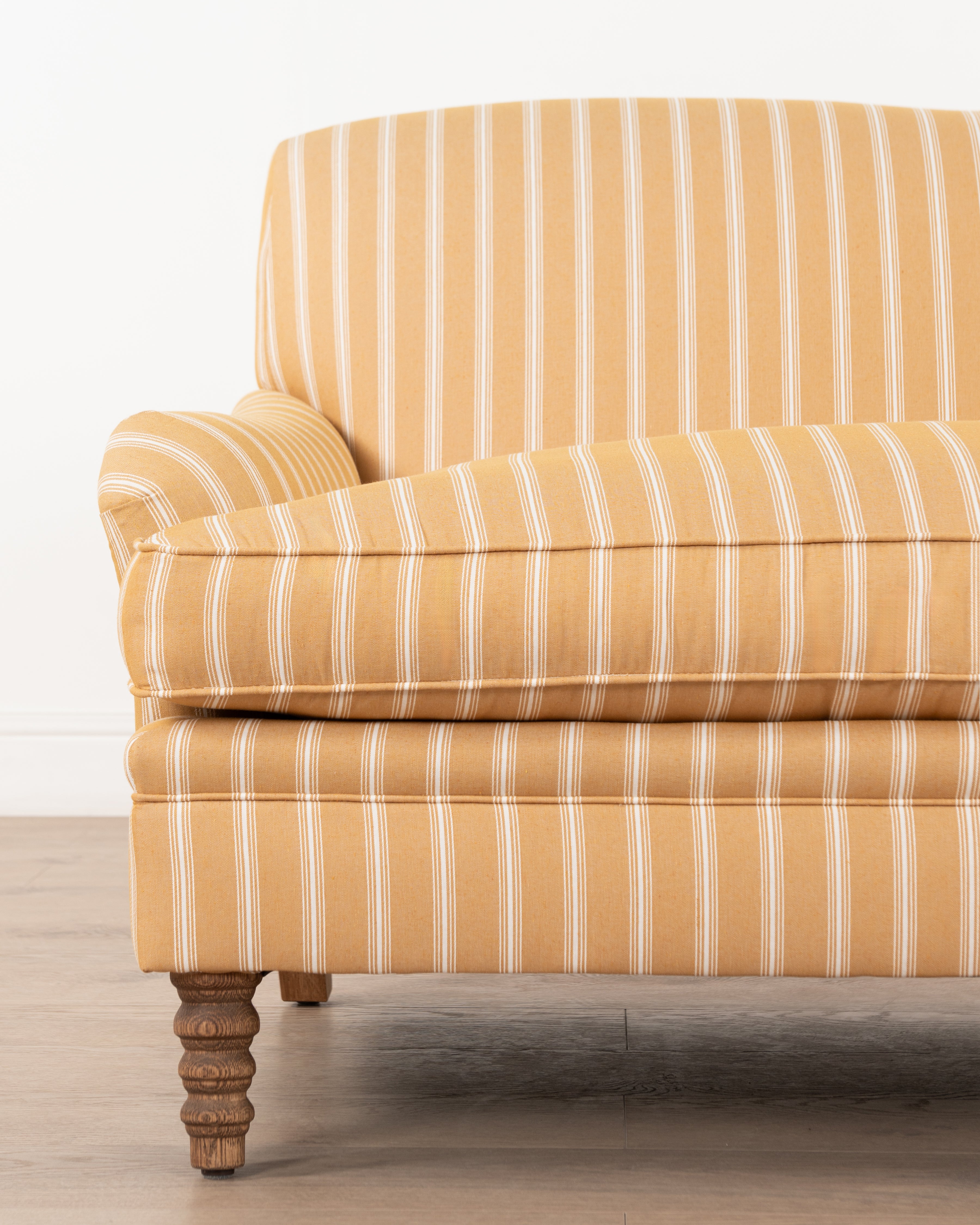 Chelsea 2-seater Sofa | Lifeline Limonata