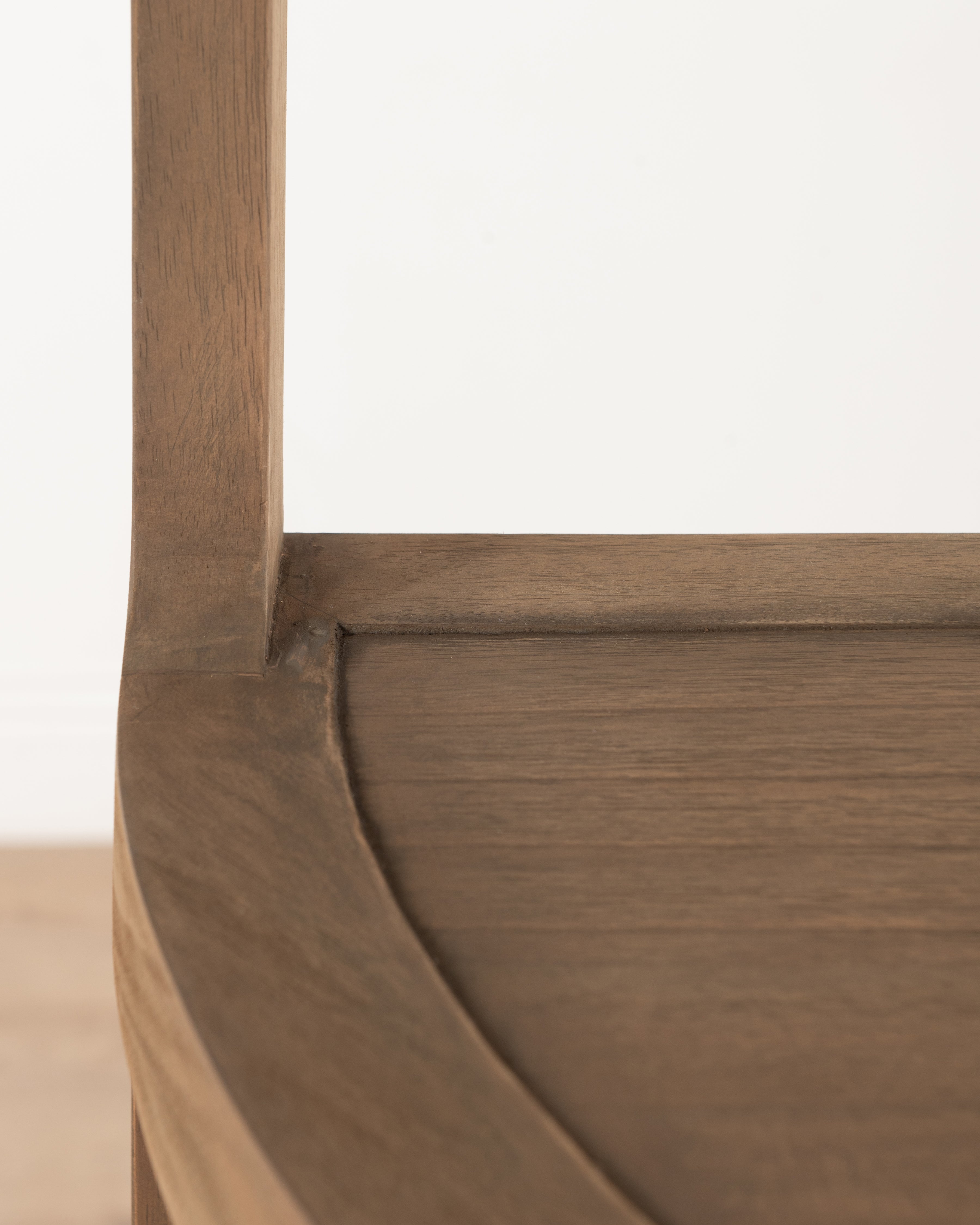 Lucca display shelf