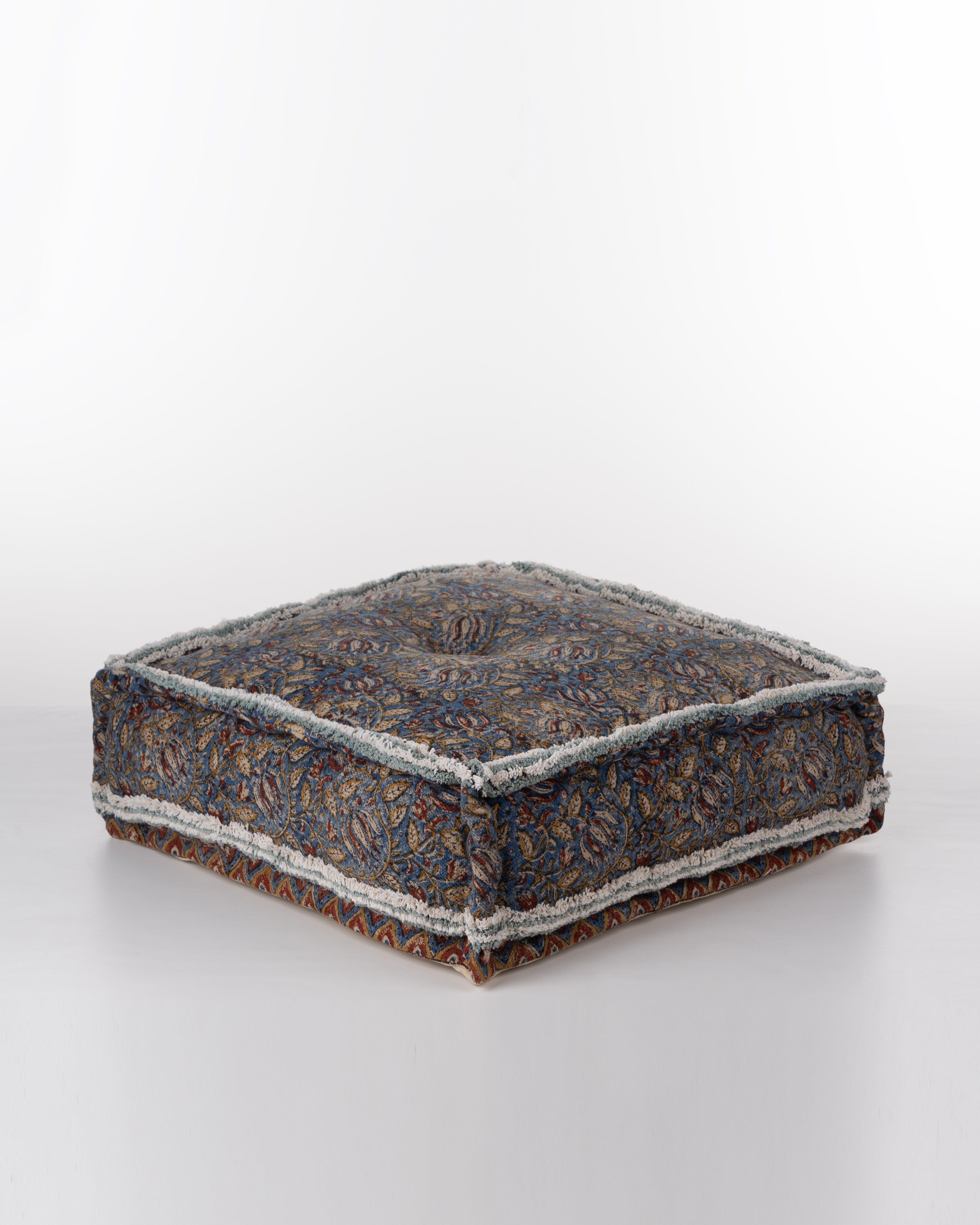 Naksha Kiara Pouffe