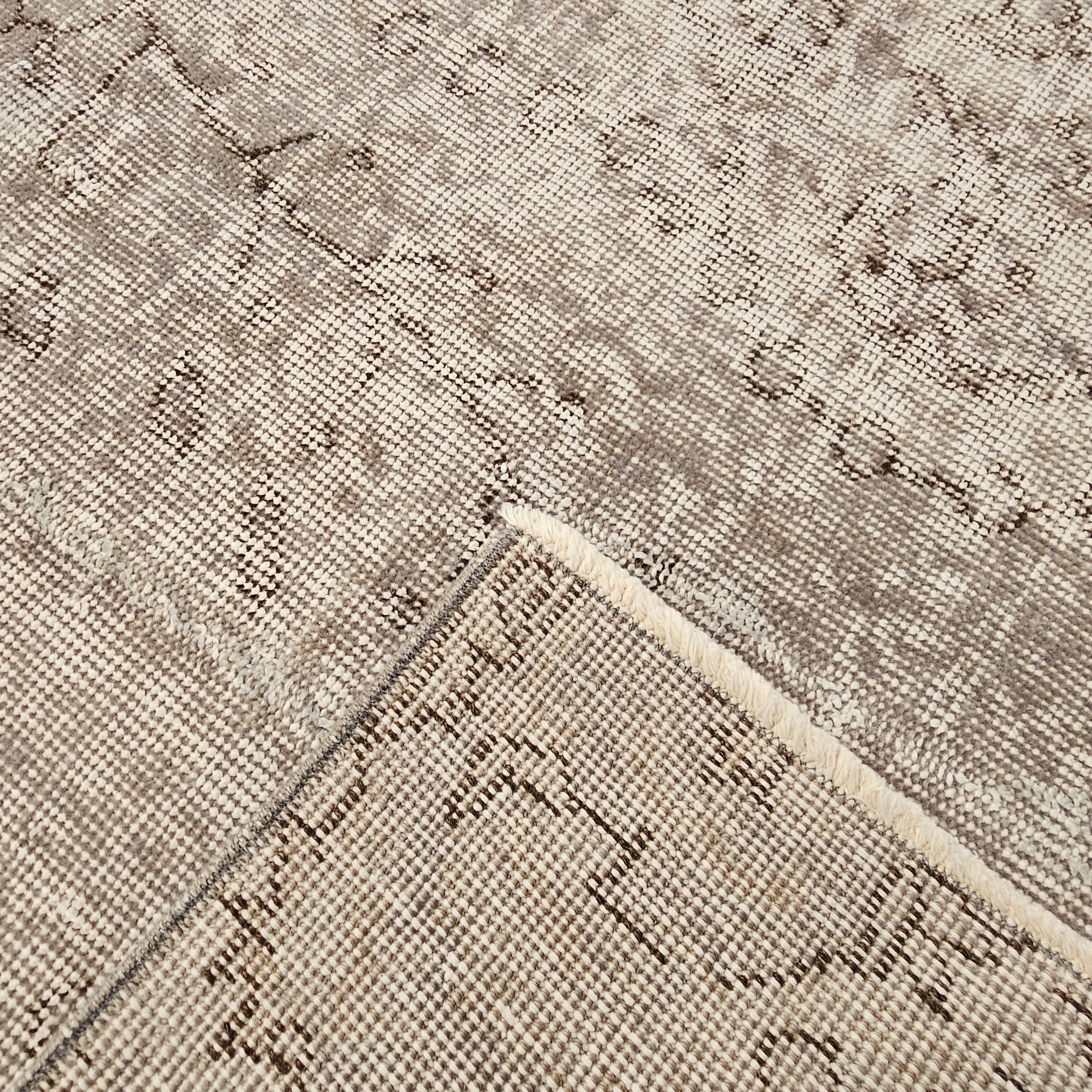 Anka Lina Turkish Rug (2.52m x 1.70m)