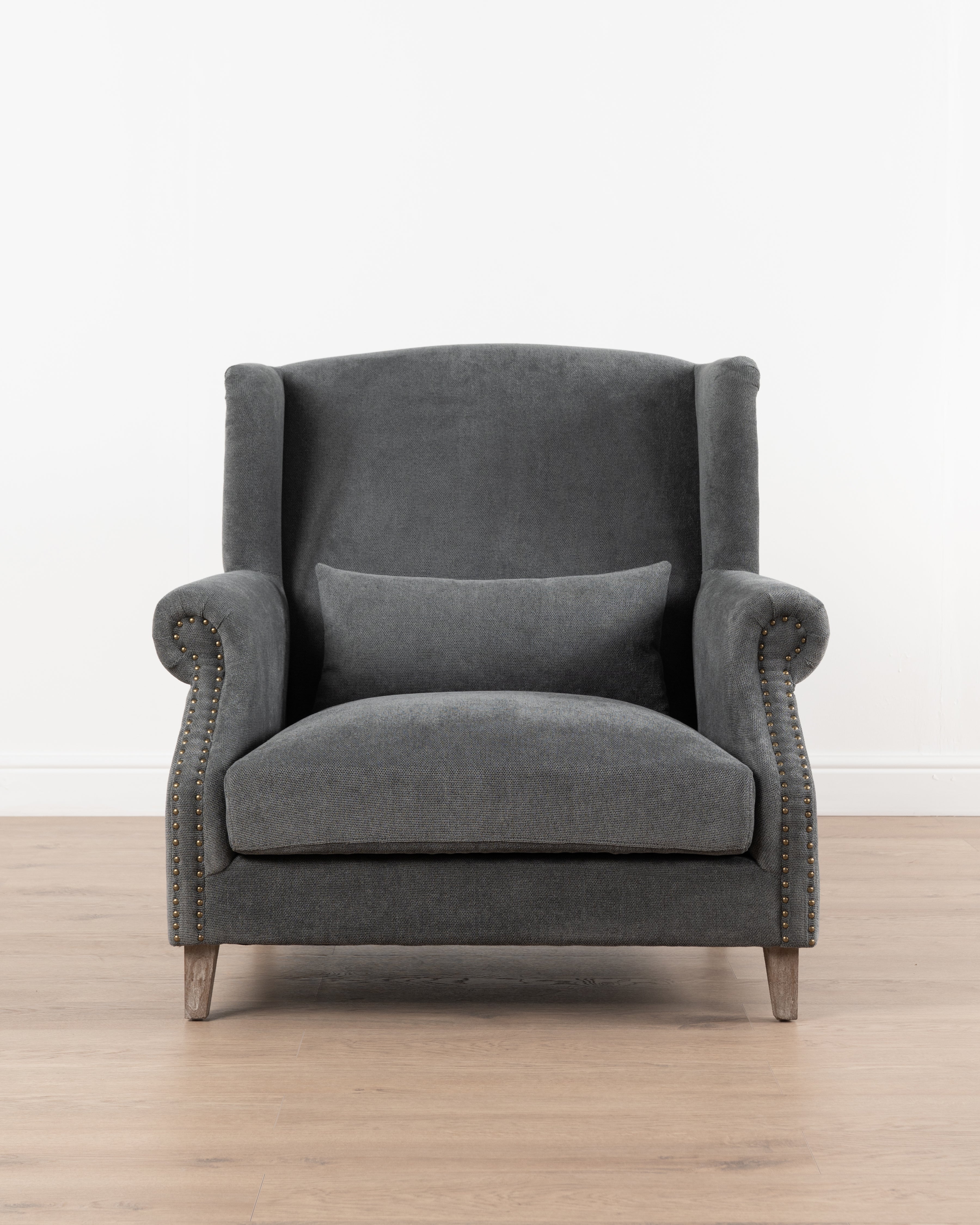 Lille Loveseat | Charcoal