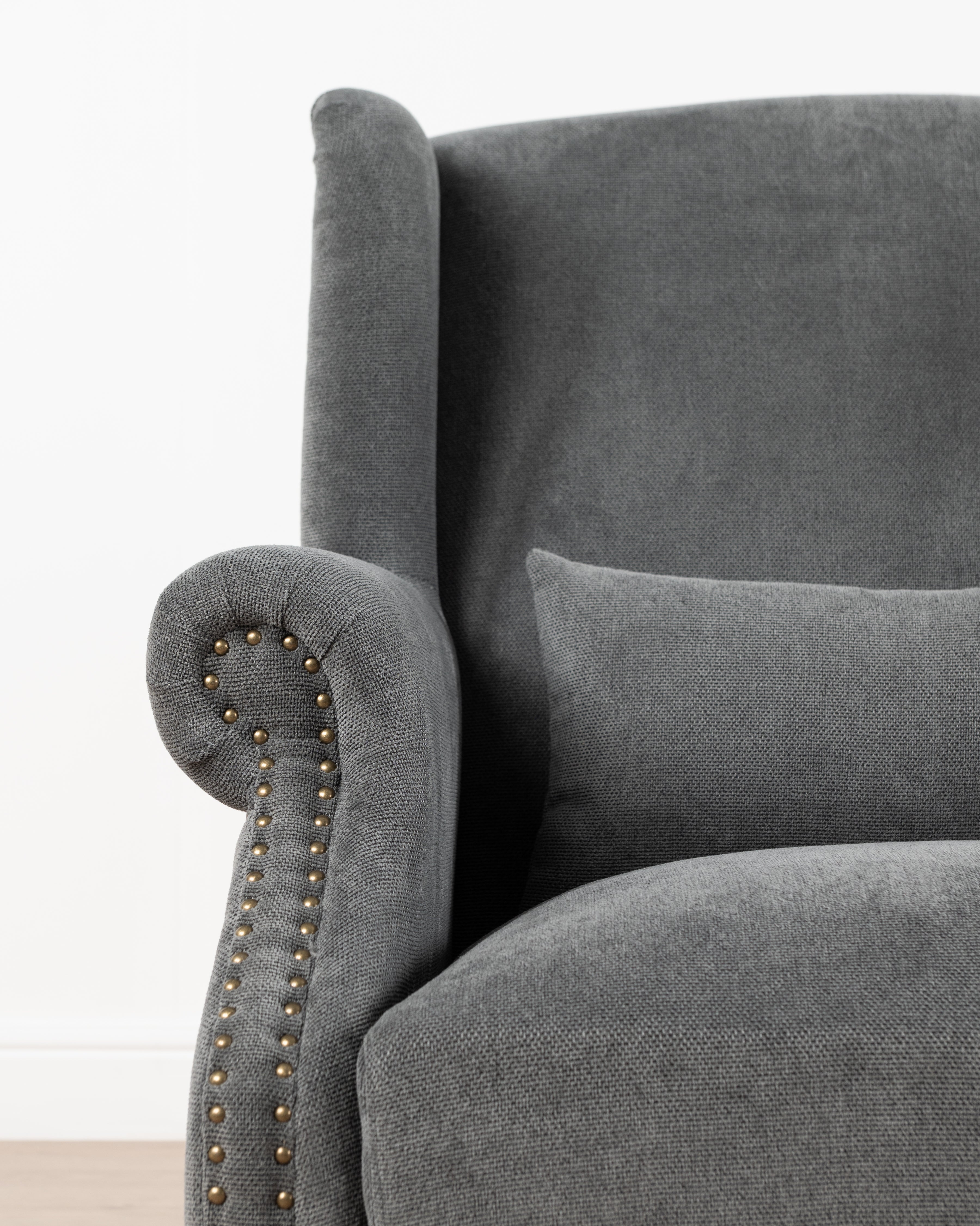 Lille Loveseat | Charcoal