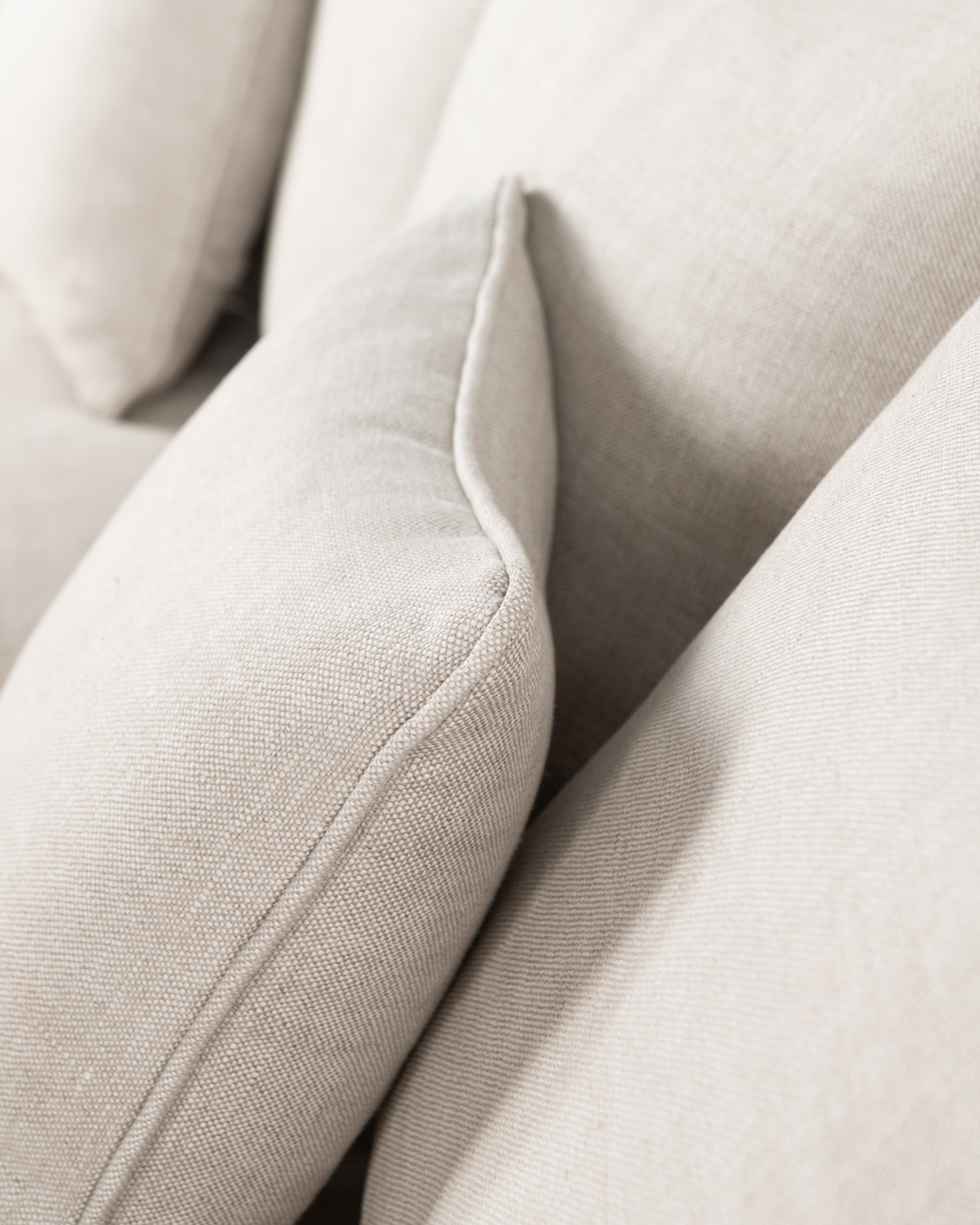 Lisboa 2.5-Seater Sofa