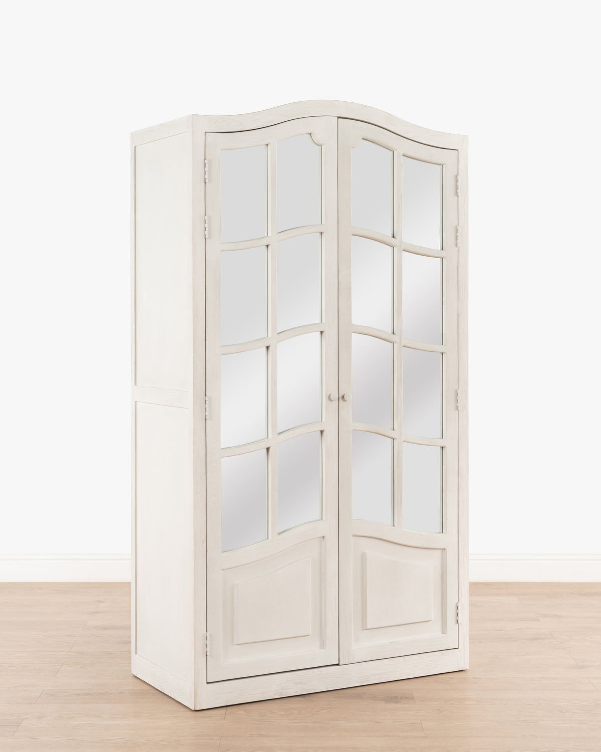 Avallon Armoire