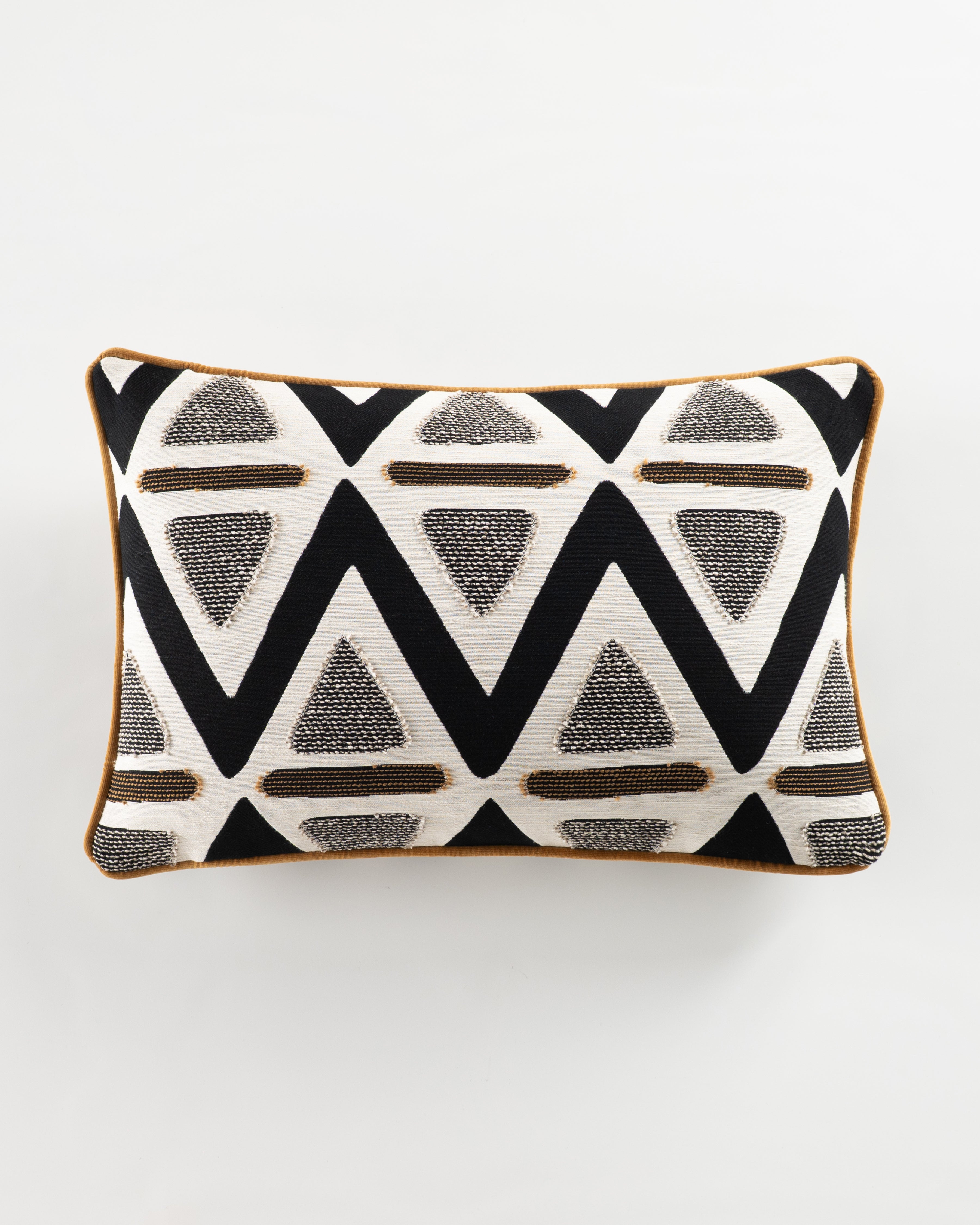 CUSHION BC PYRAMID MONO 40X60