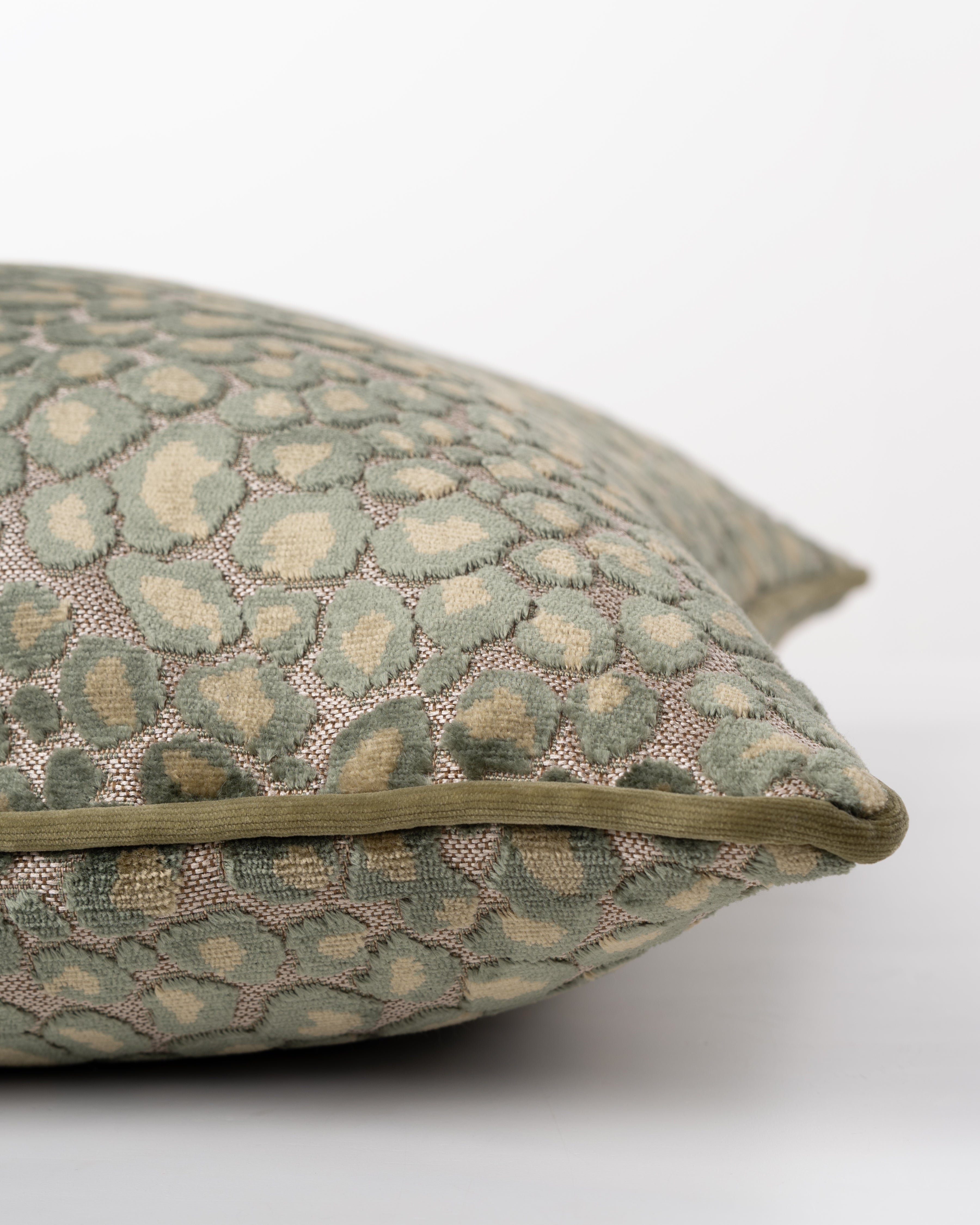 Amur Jungle Cushion