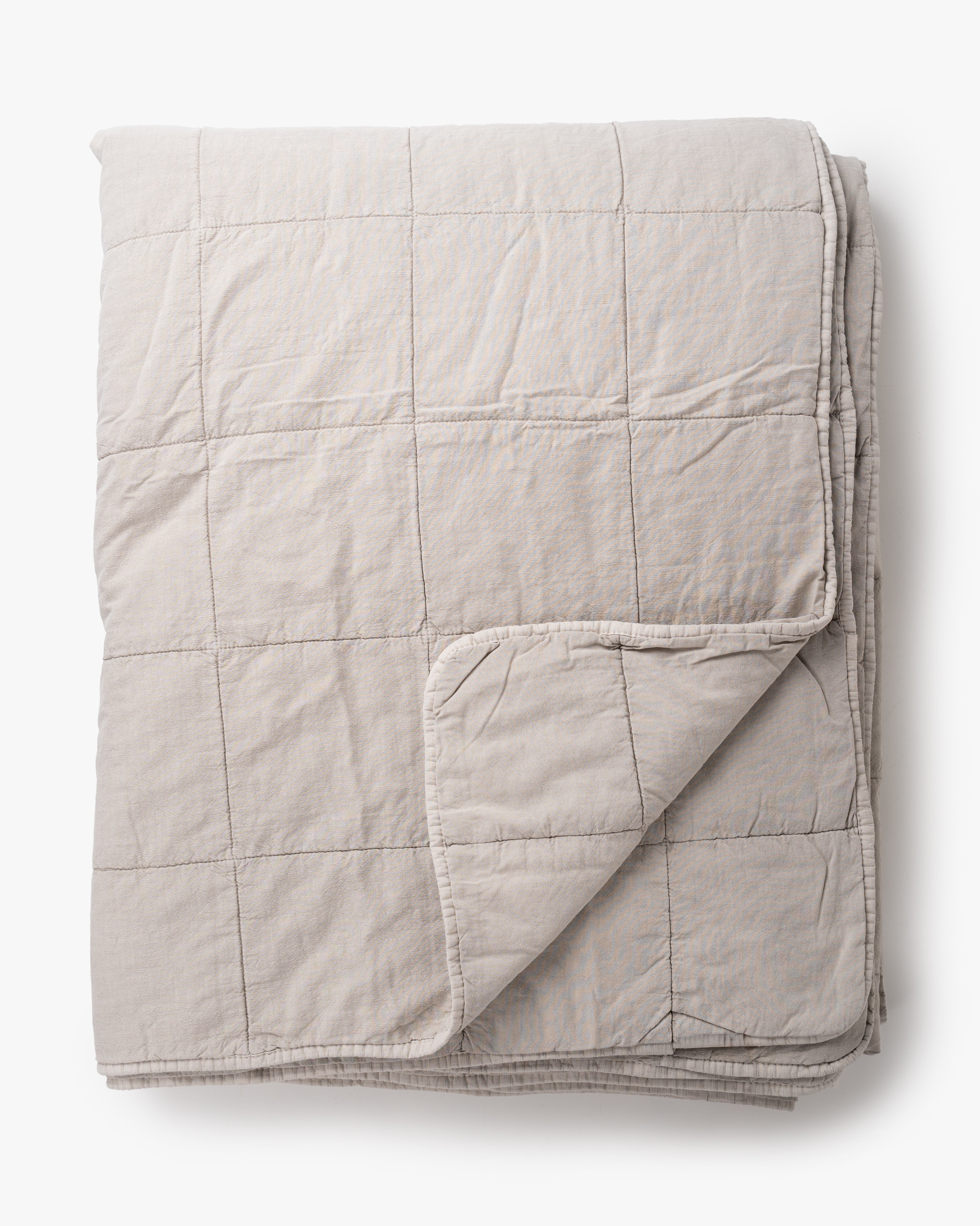 Grid Stitch Bamboo Quilt | Oyster