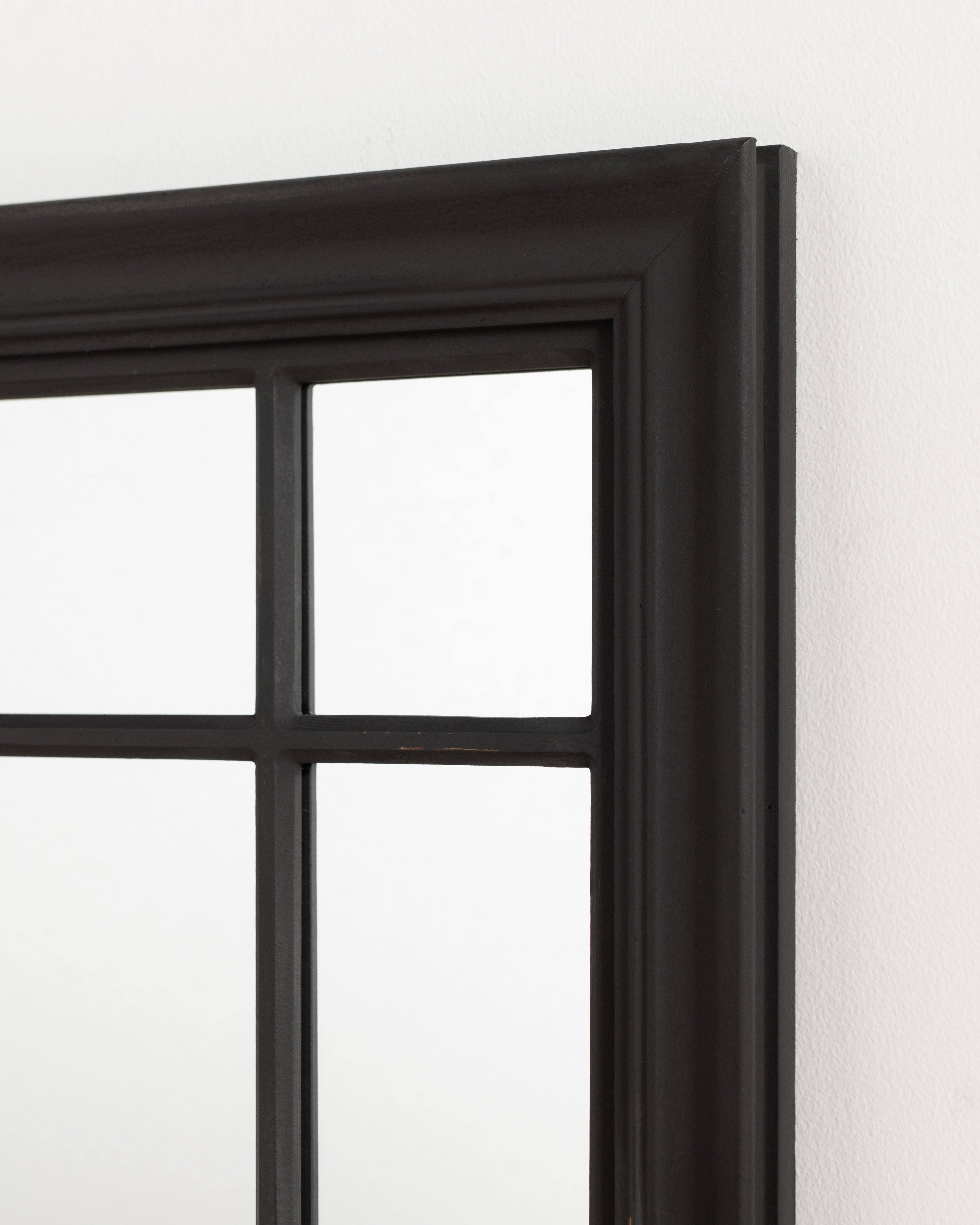 Louvre Pane Mirror | Black