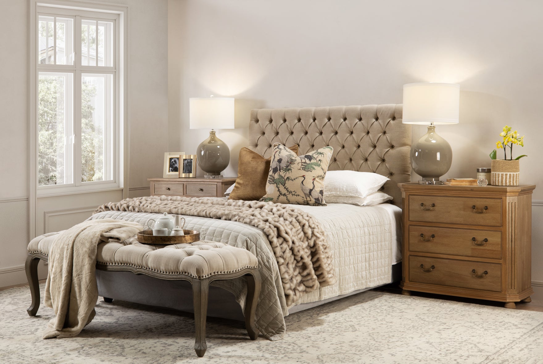 Red crested heron cushion