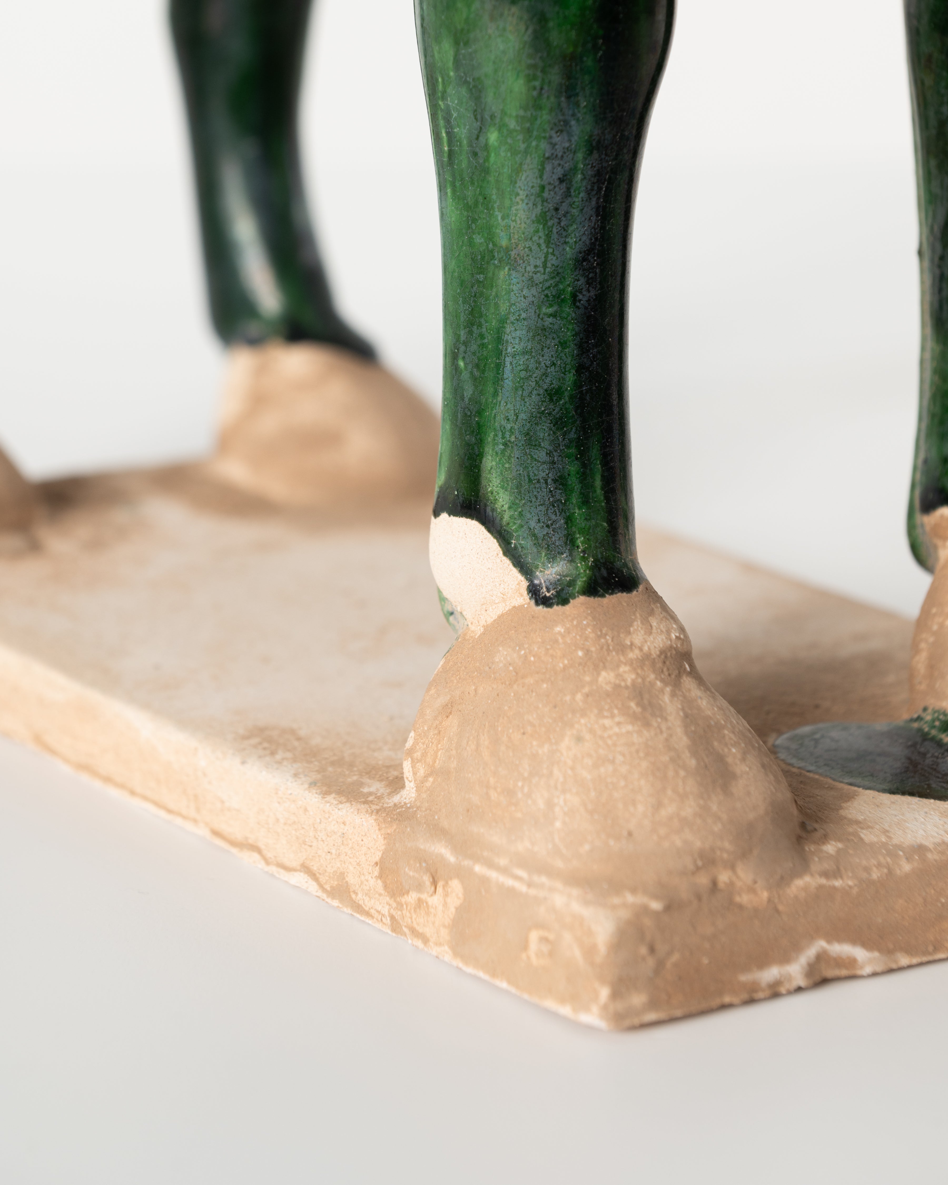 HORSE GRN GLAZED LTD