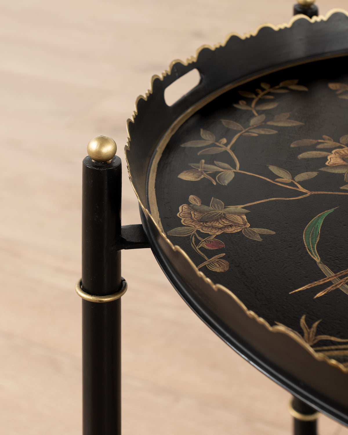 Jardin Noir Round Coffee Table
