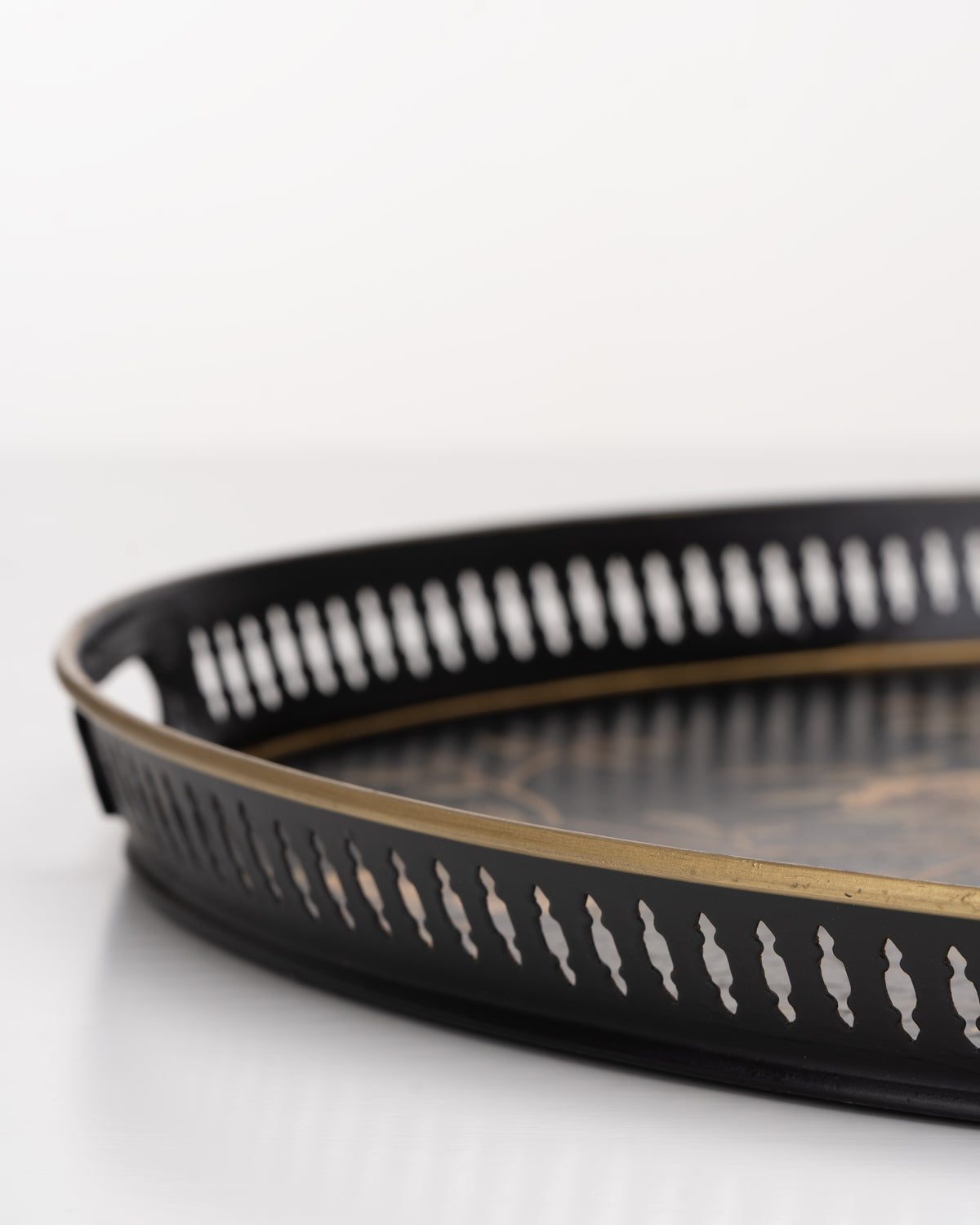 Jardin Noir Oval Tray