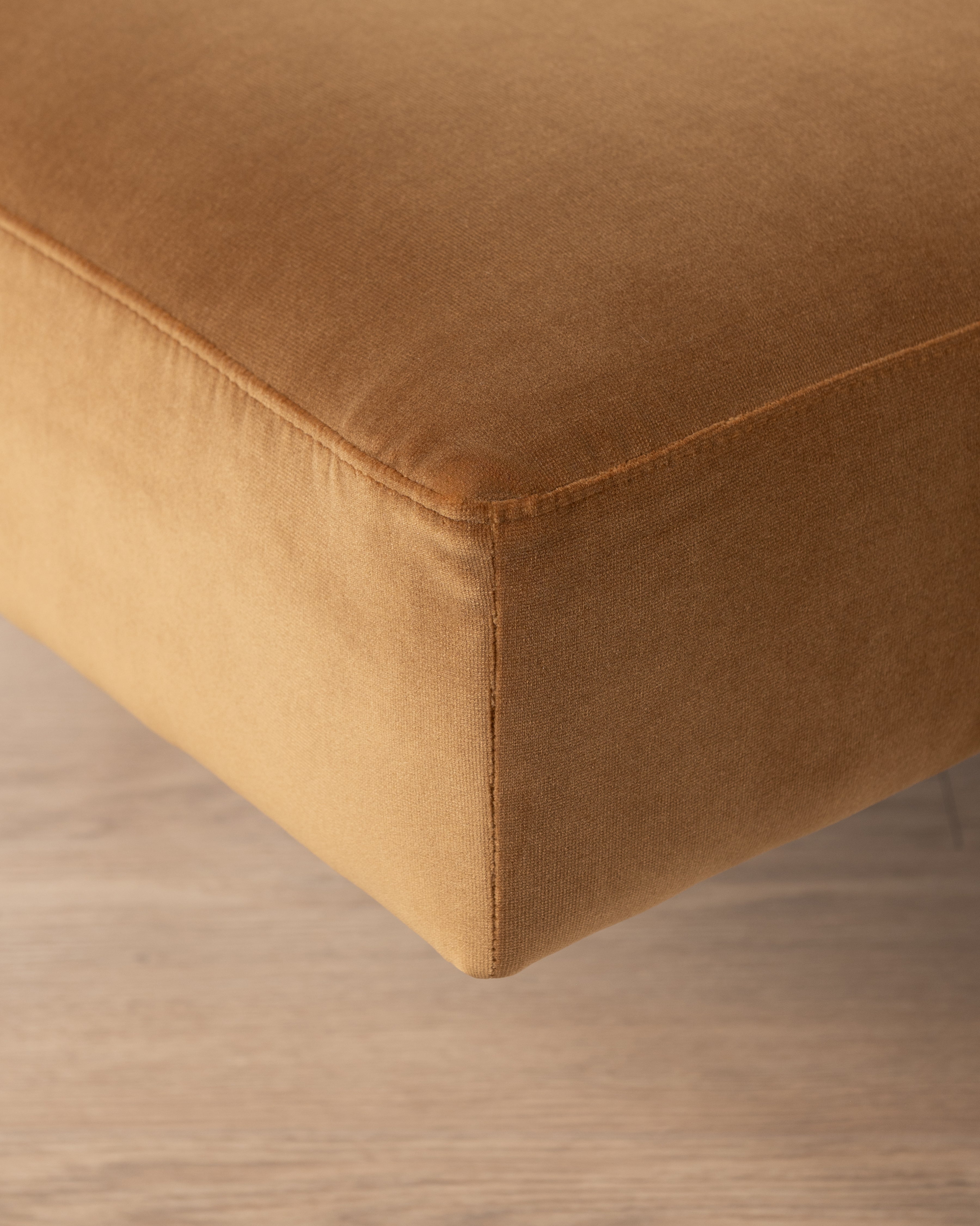 Arabel Daybed | Gold