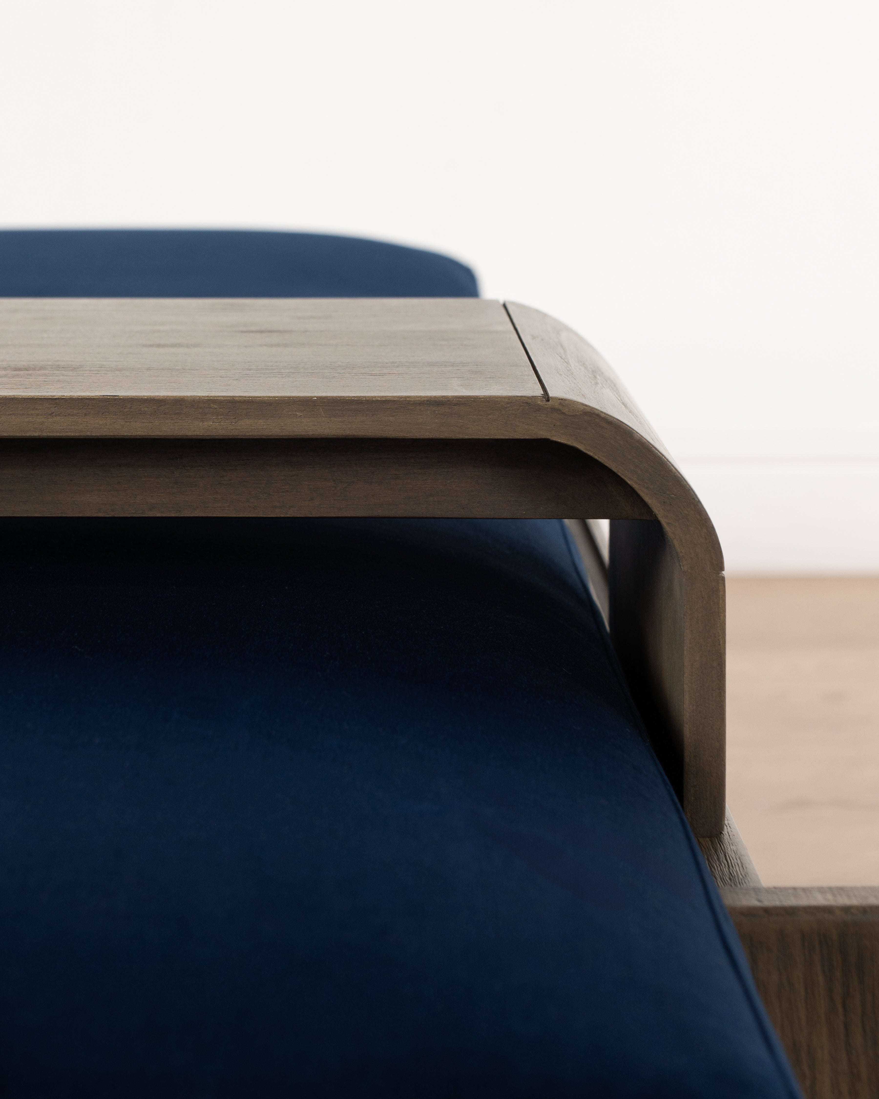 Arabel Daybed | Navy velvet