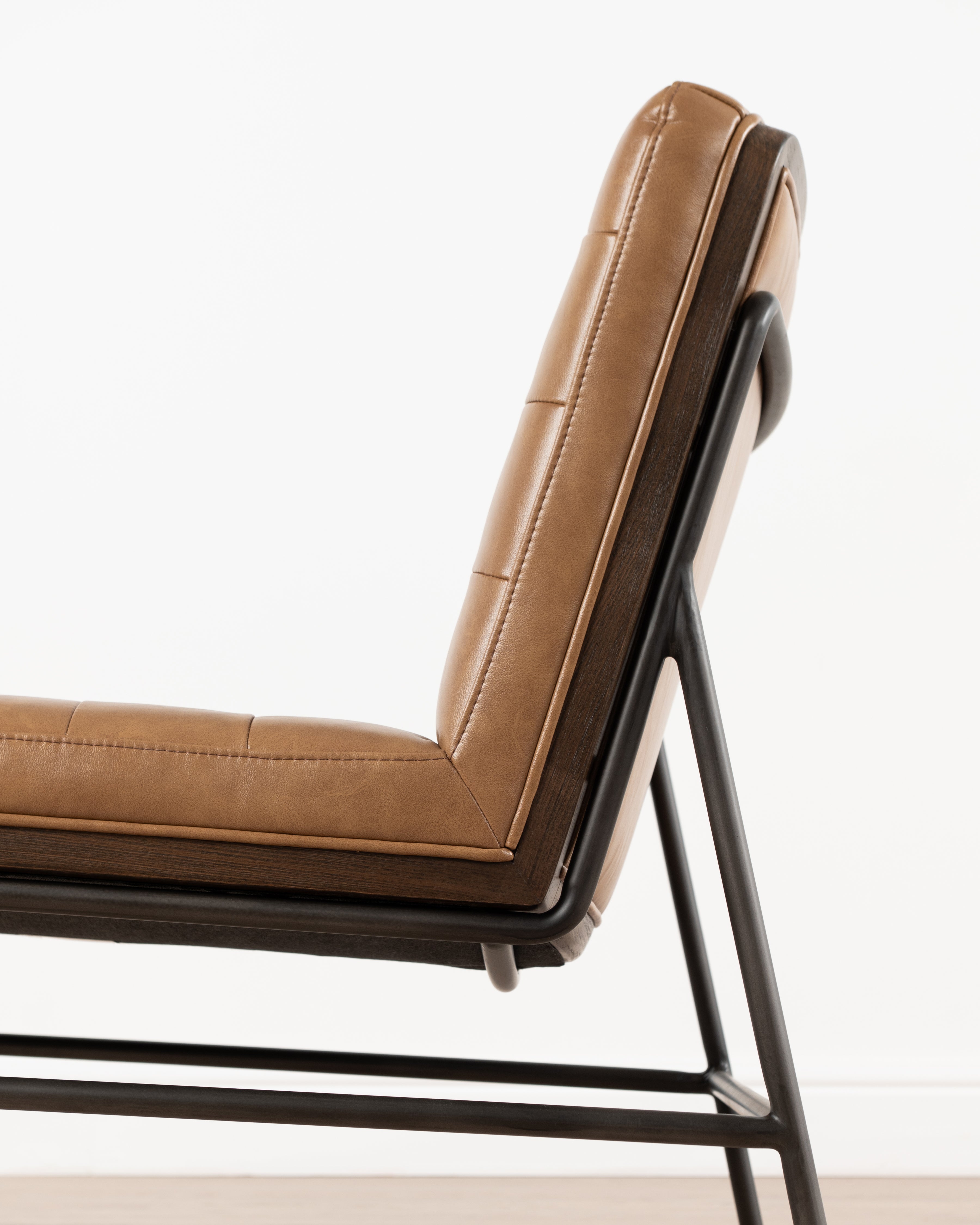 Shanti Chair | Leather