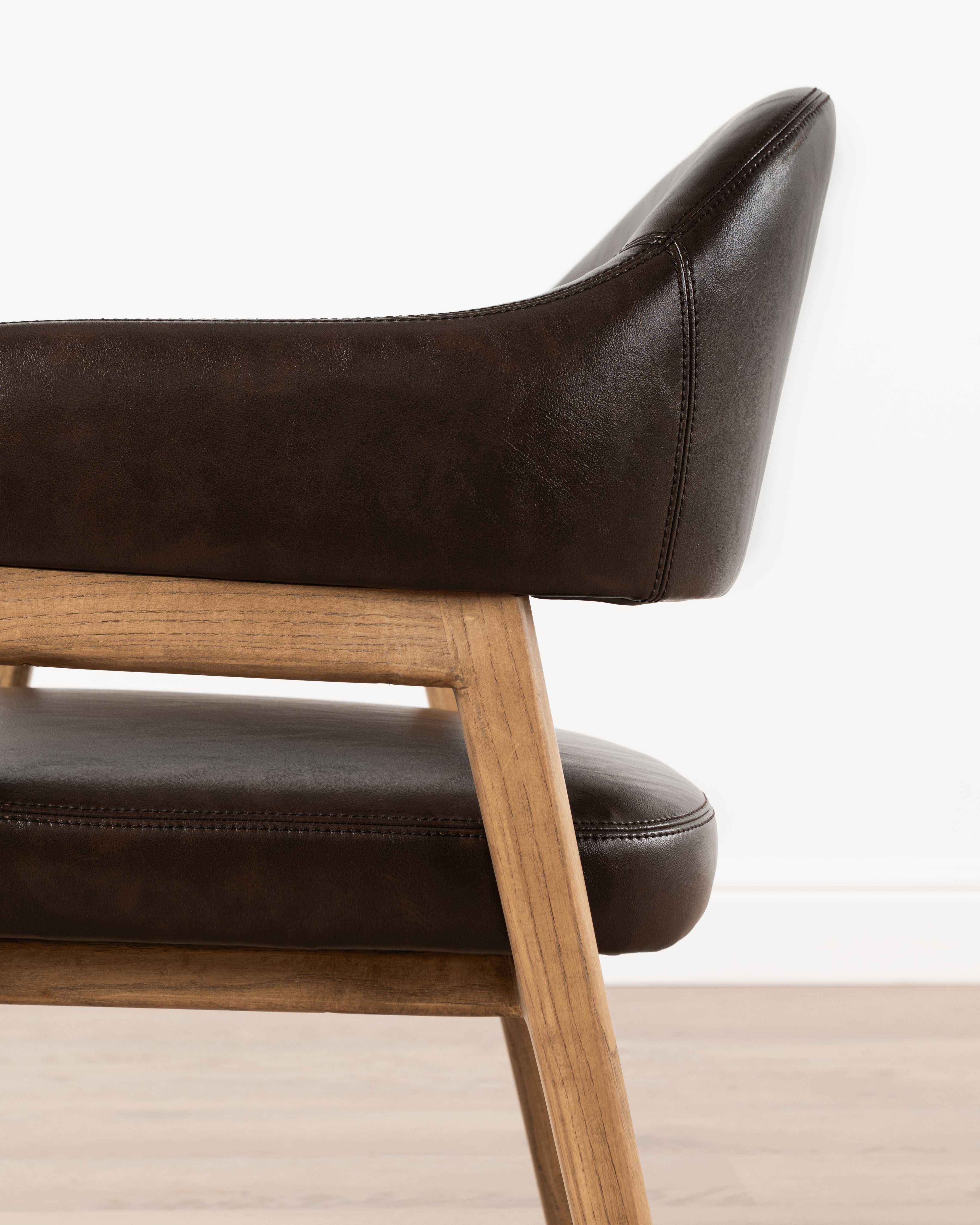 Mali carver chair