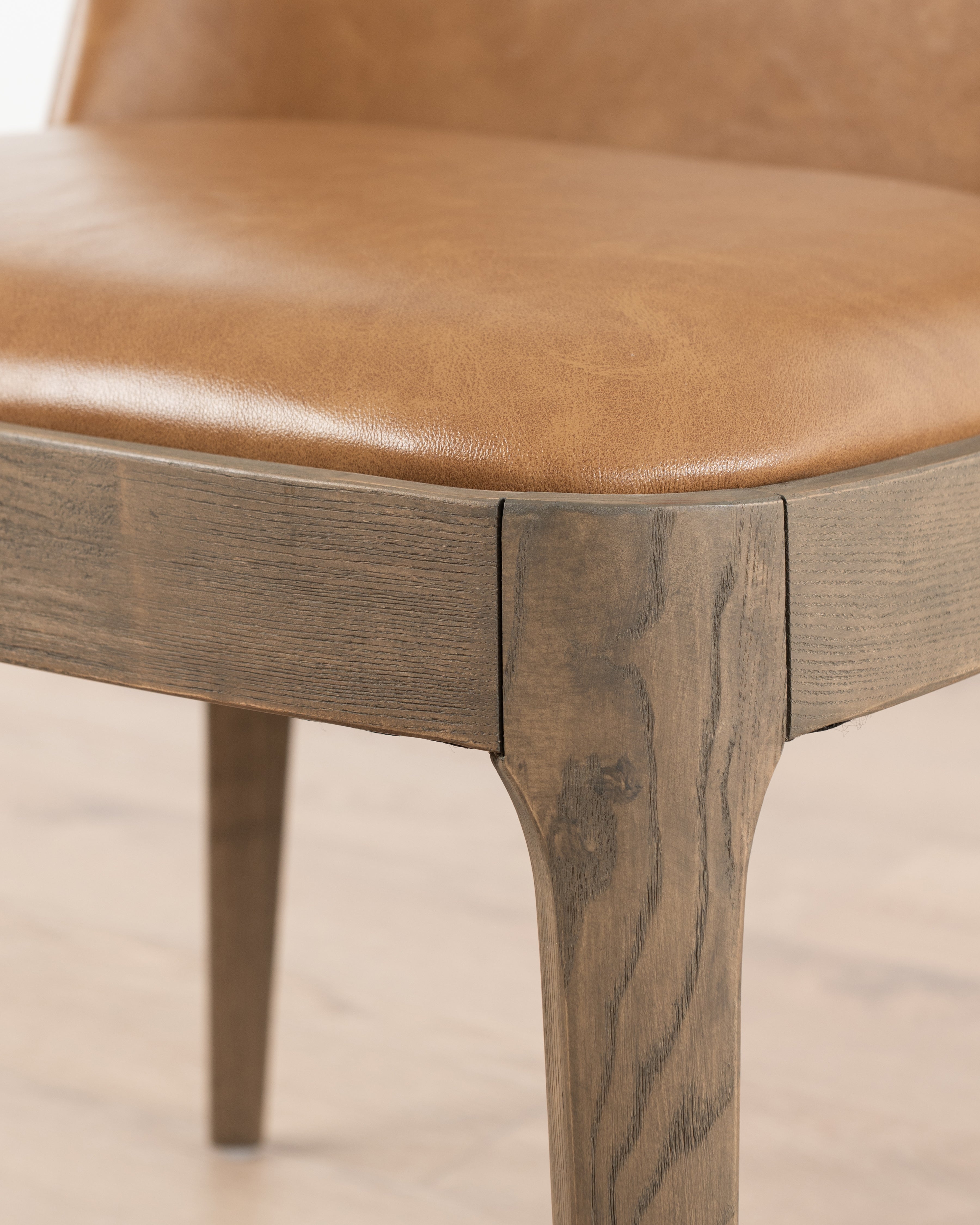 Halima Dining chair | Leather