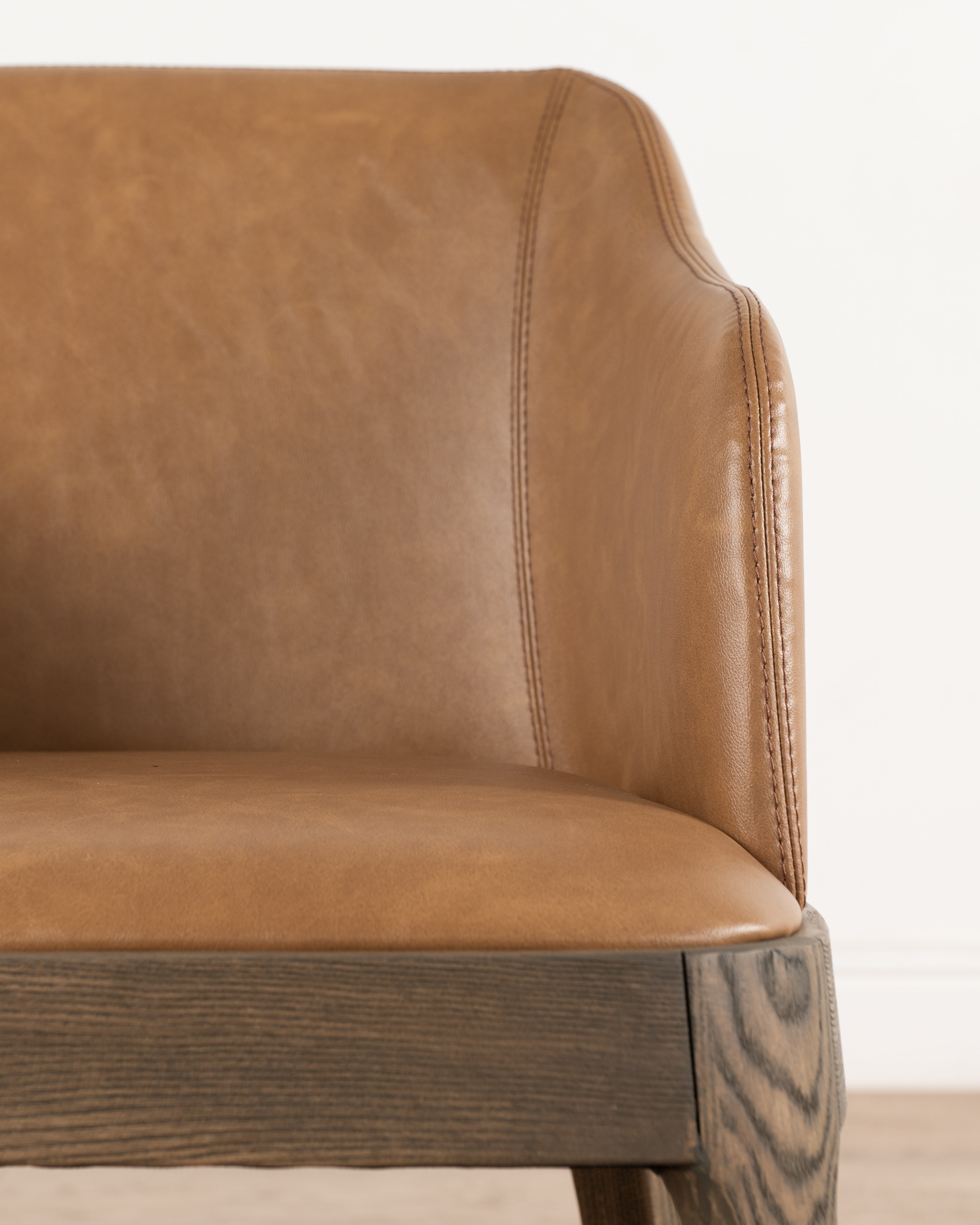 Malika Carver chair | Leather