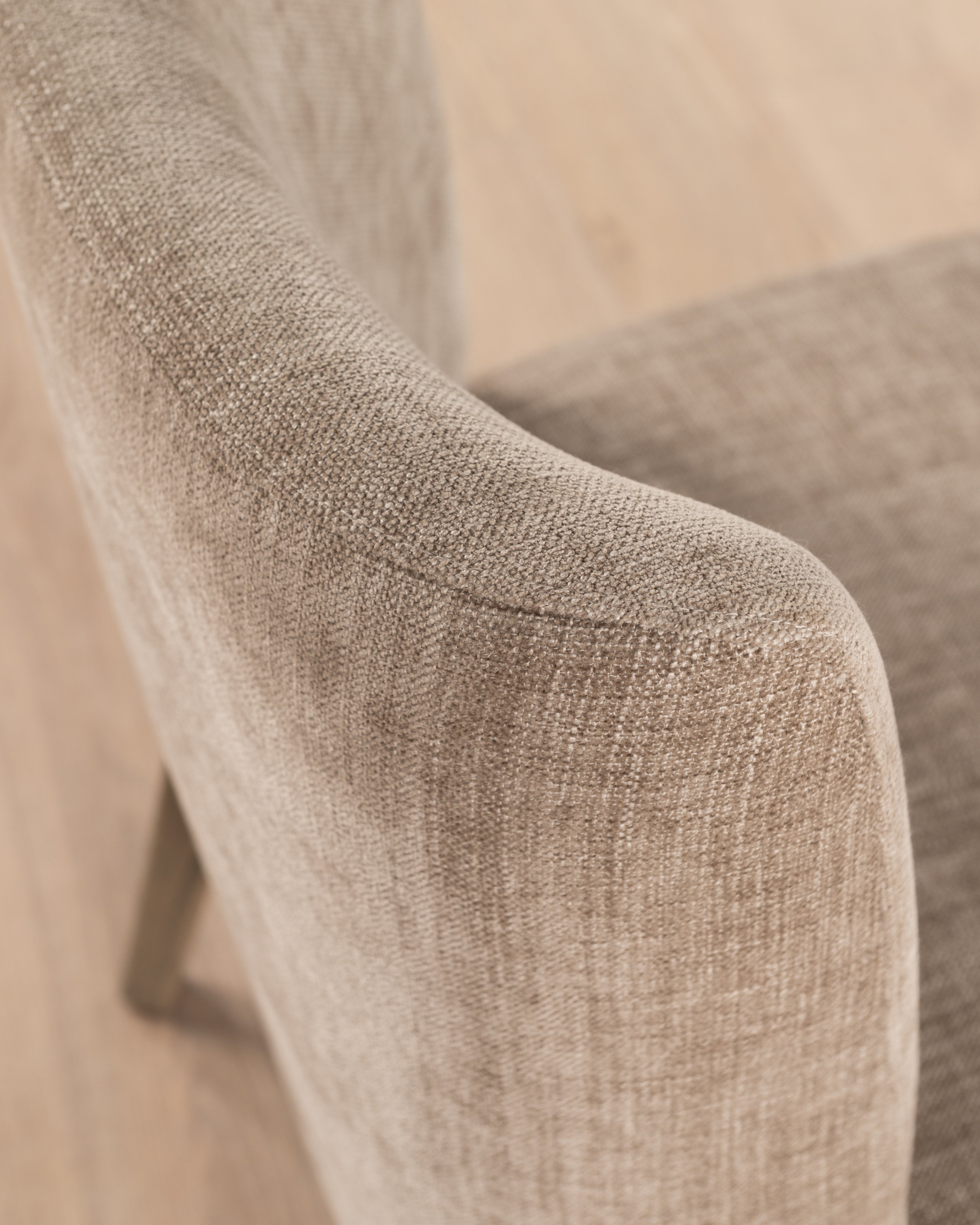 Mbali dining chair
