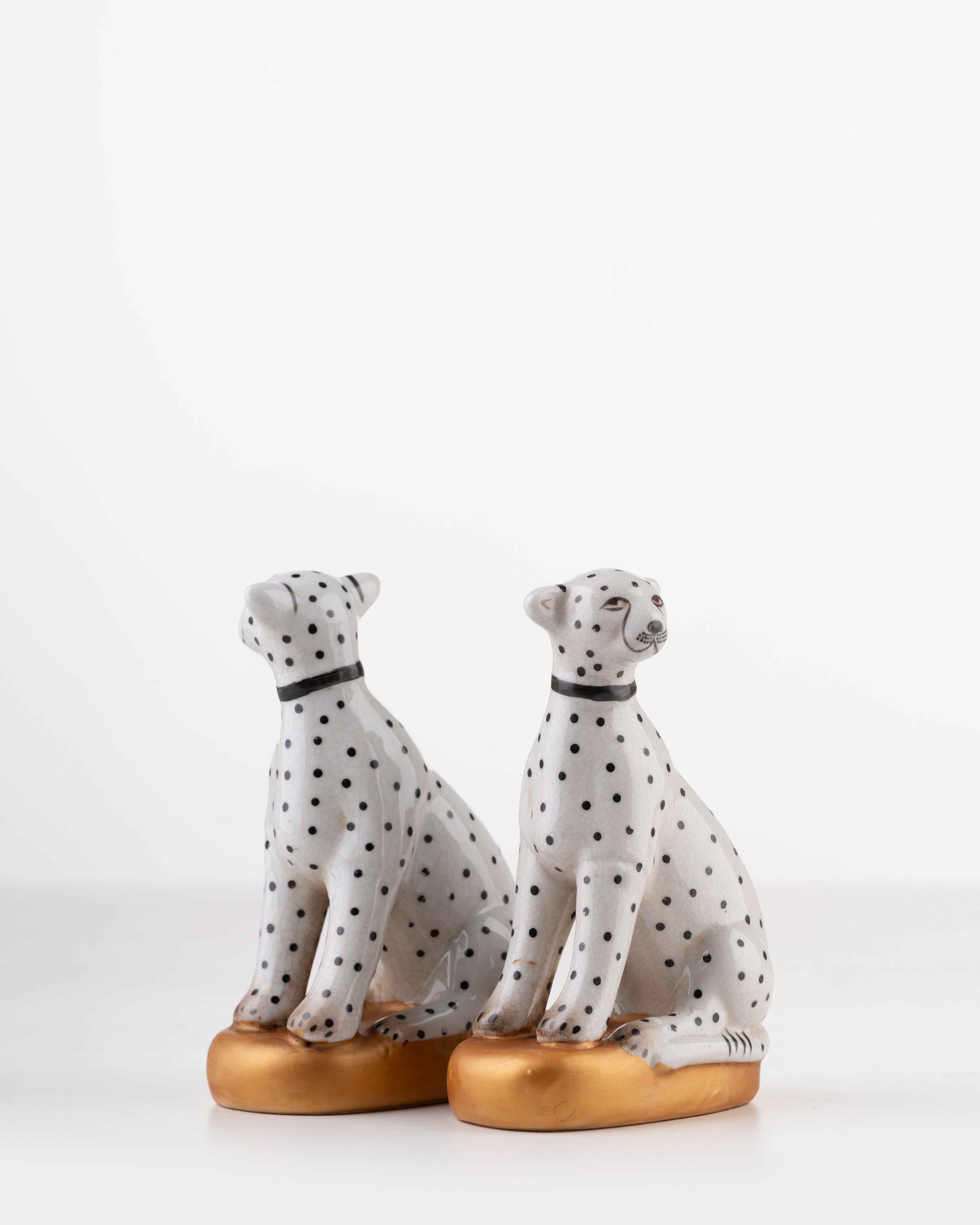 Luna & Leo Cheetah Statues