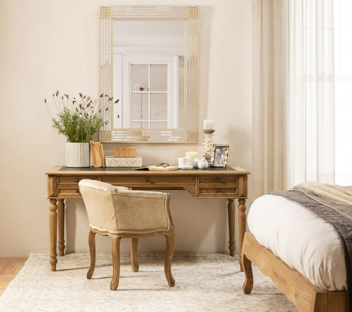 Boudoir Chair | Champagne