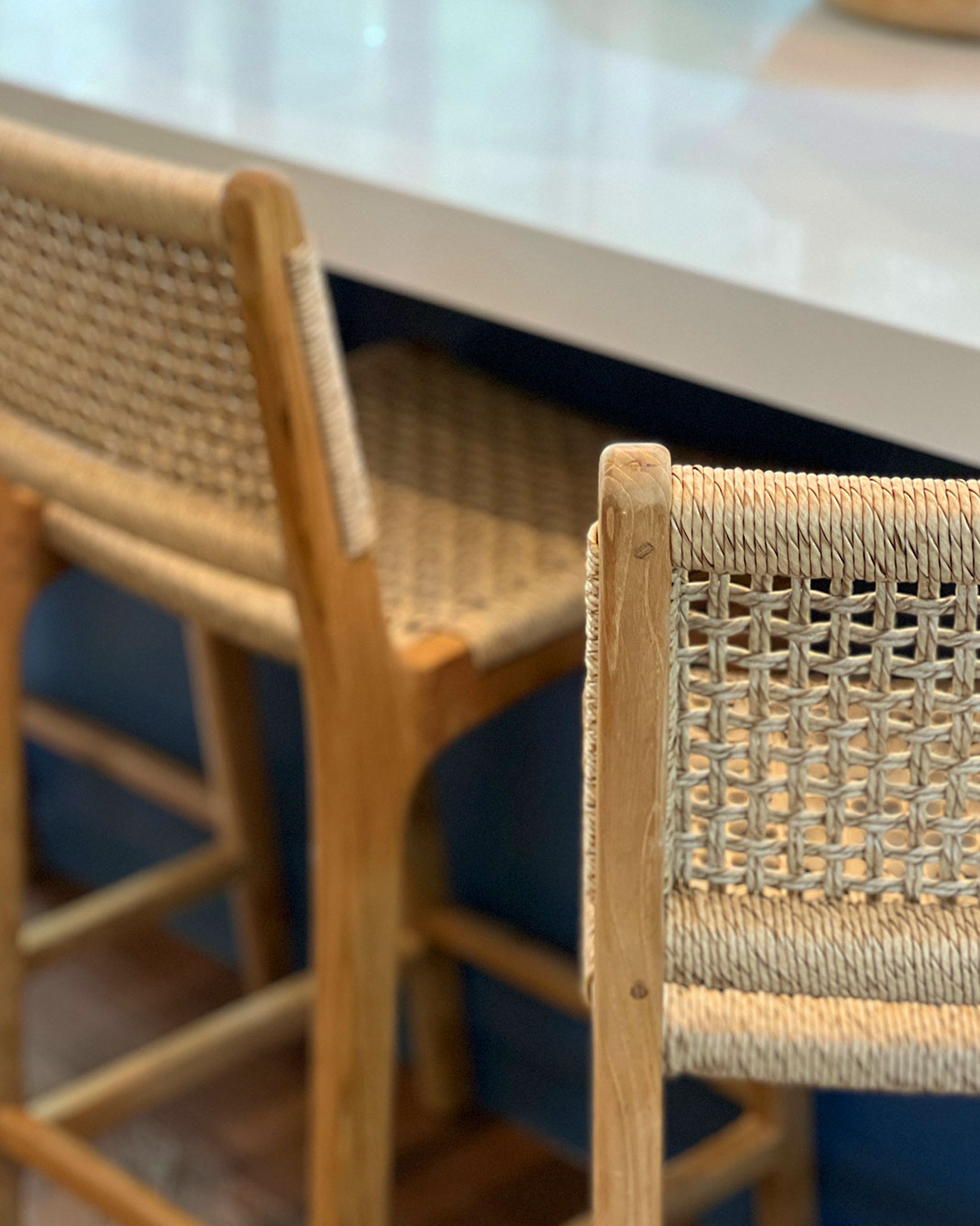 Resort Pemba Counter Chair