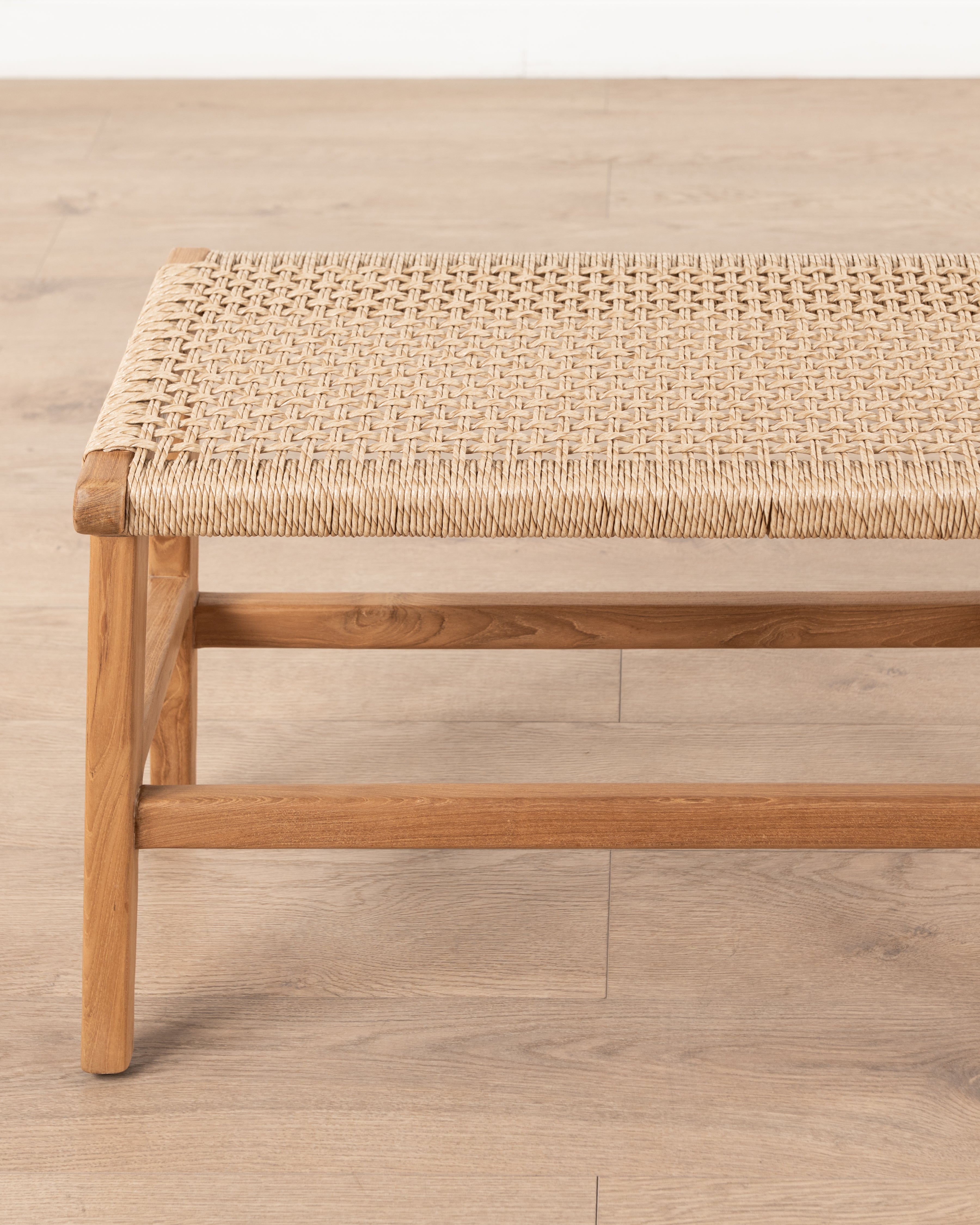 Resort Pemba Bench