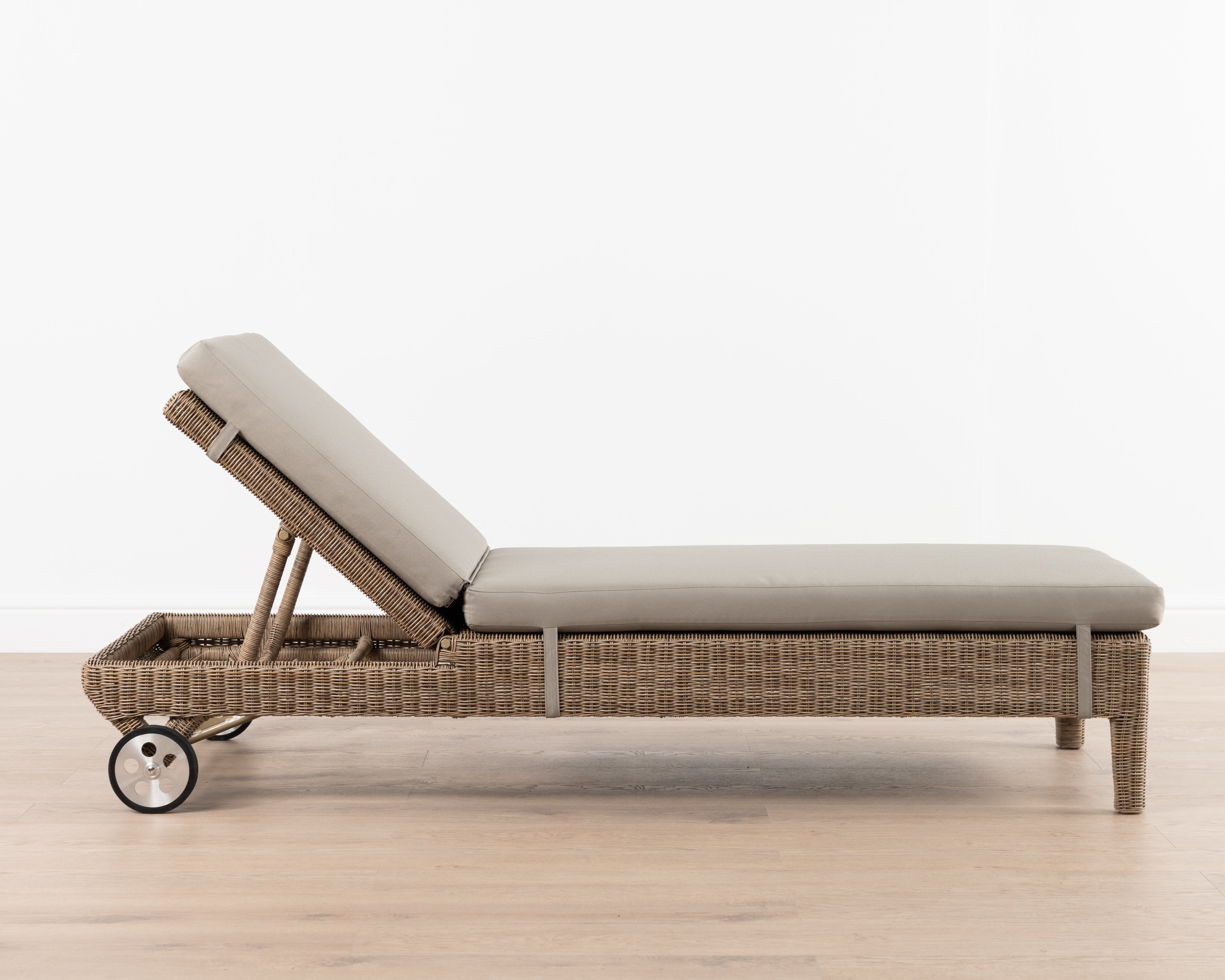 Franschhoek Lounger