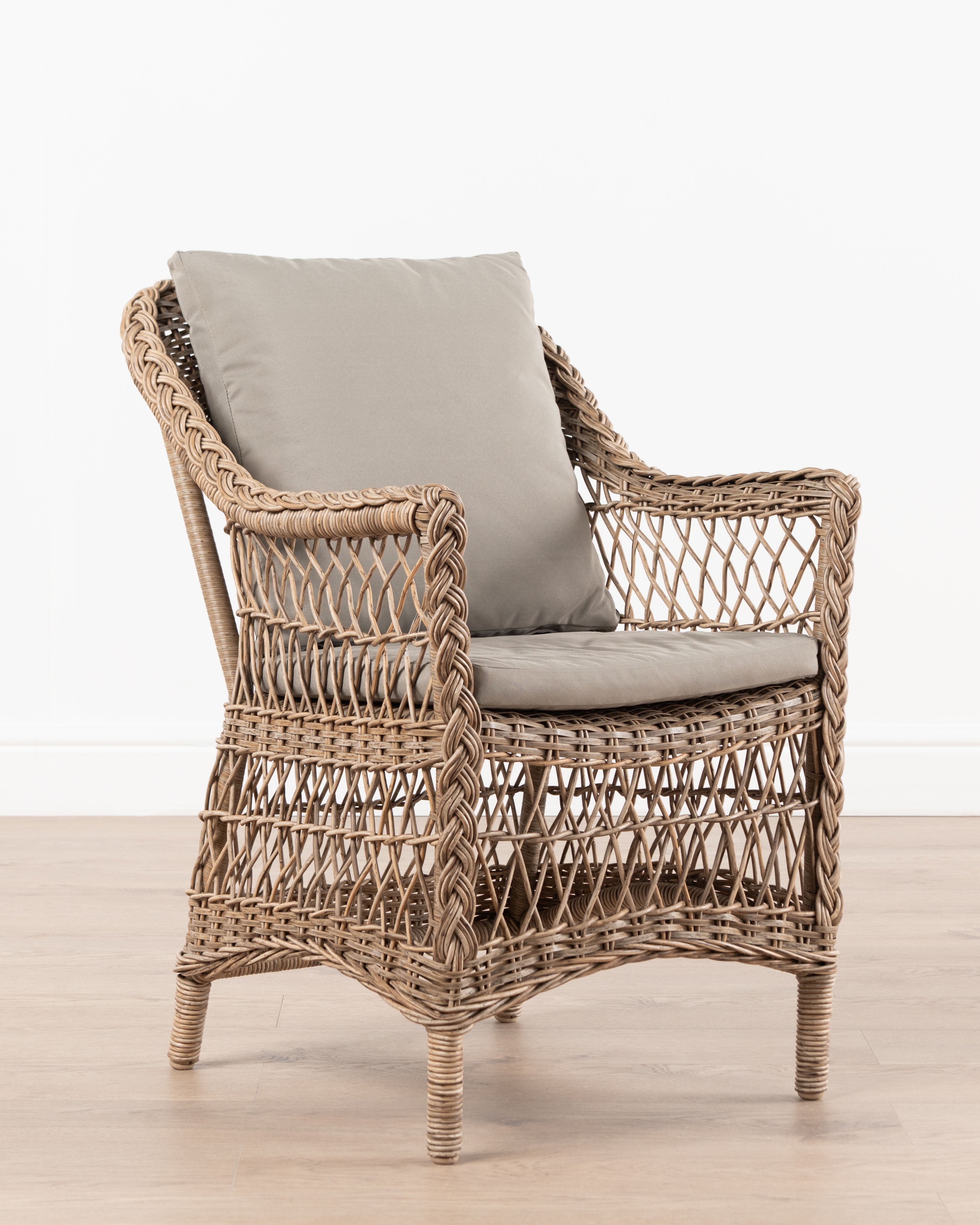 Courtyard Armchair