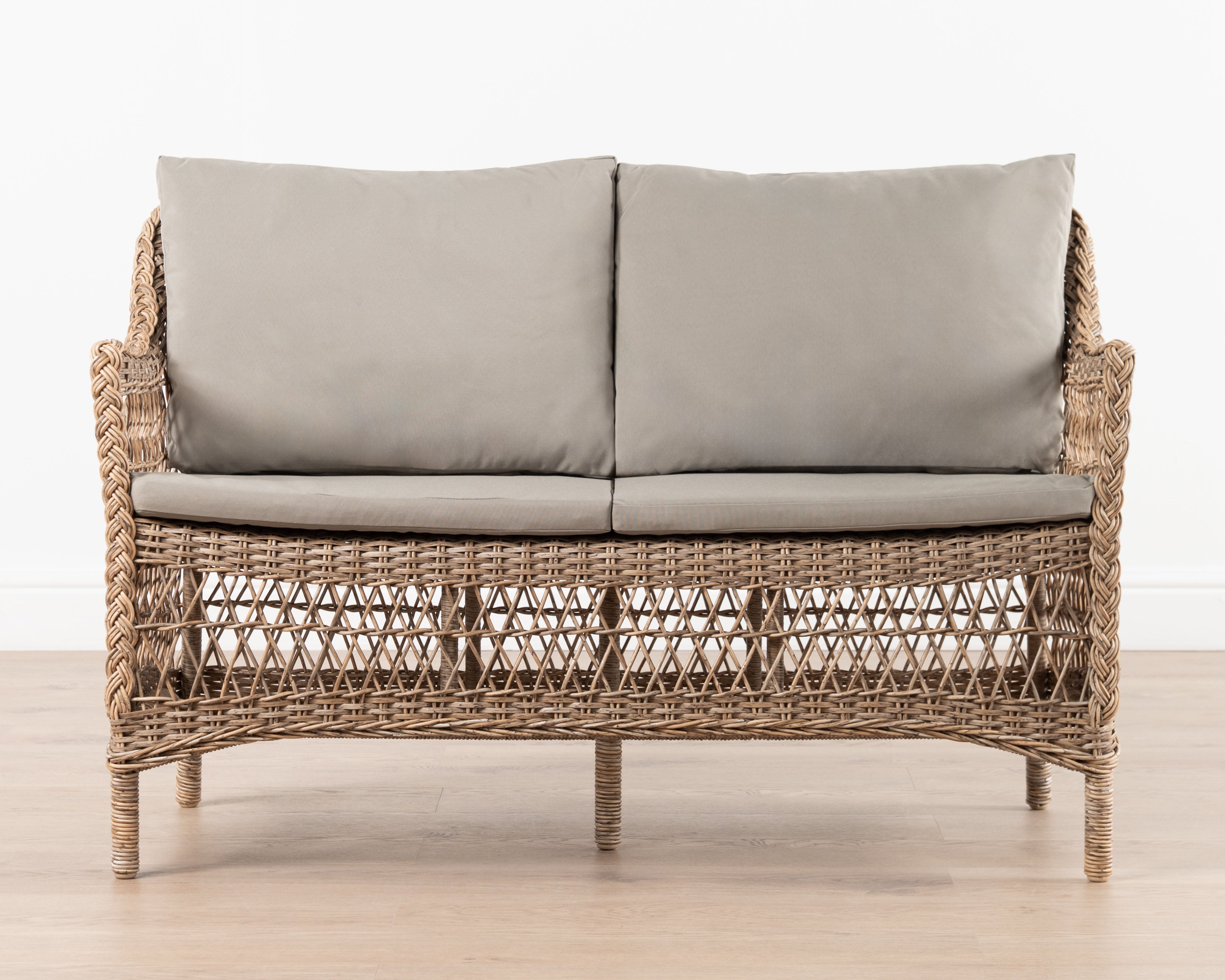 Courtyard 2 seater sofa